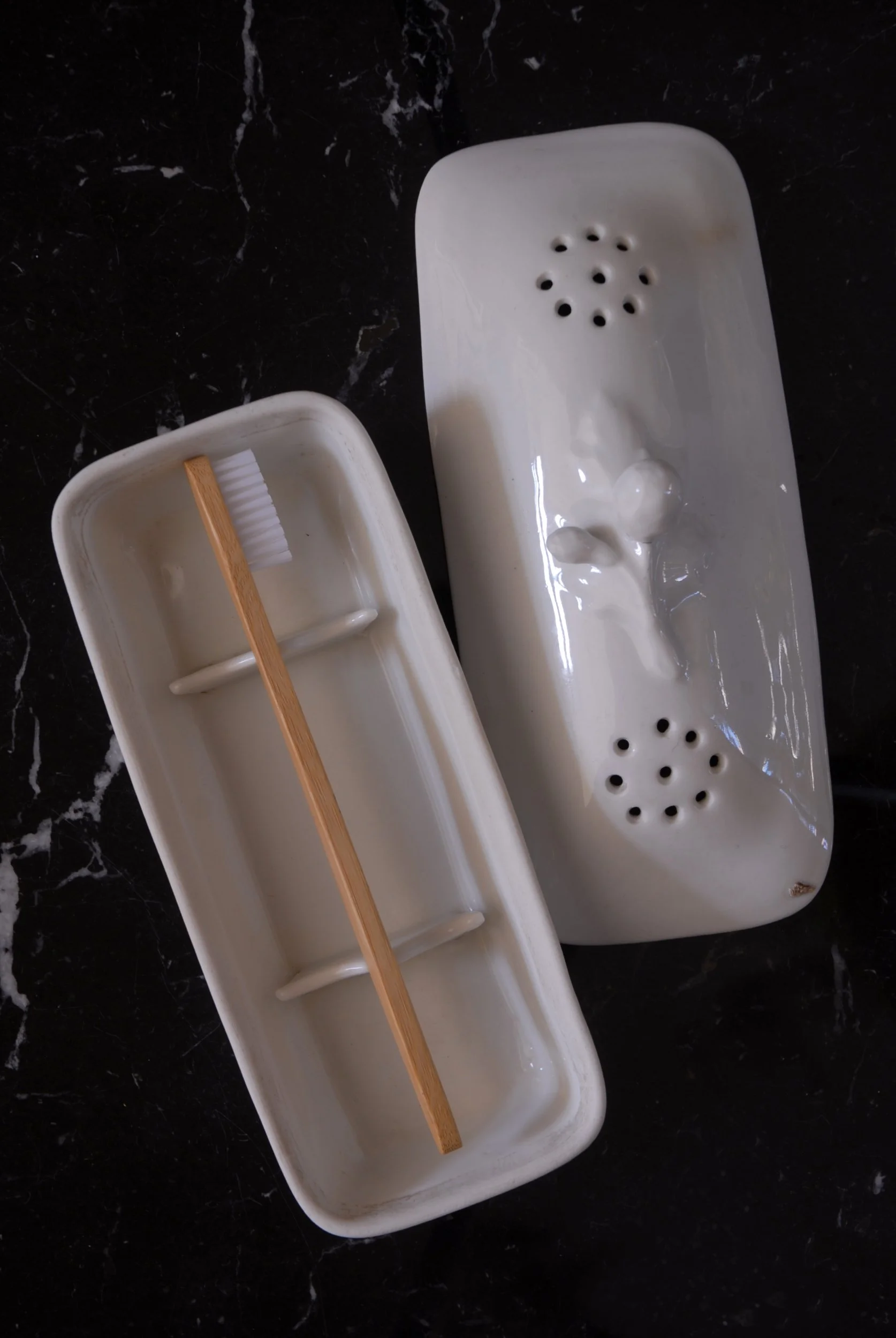 Antique Porcelain Toothbrush/Razor Holder