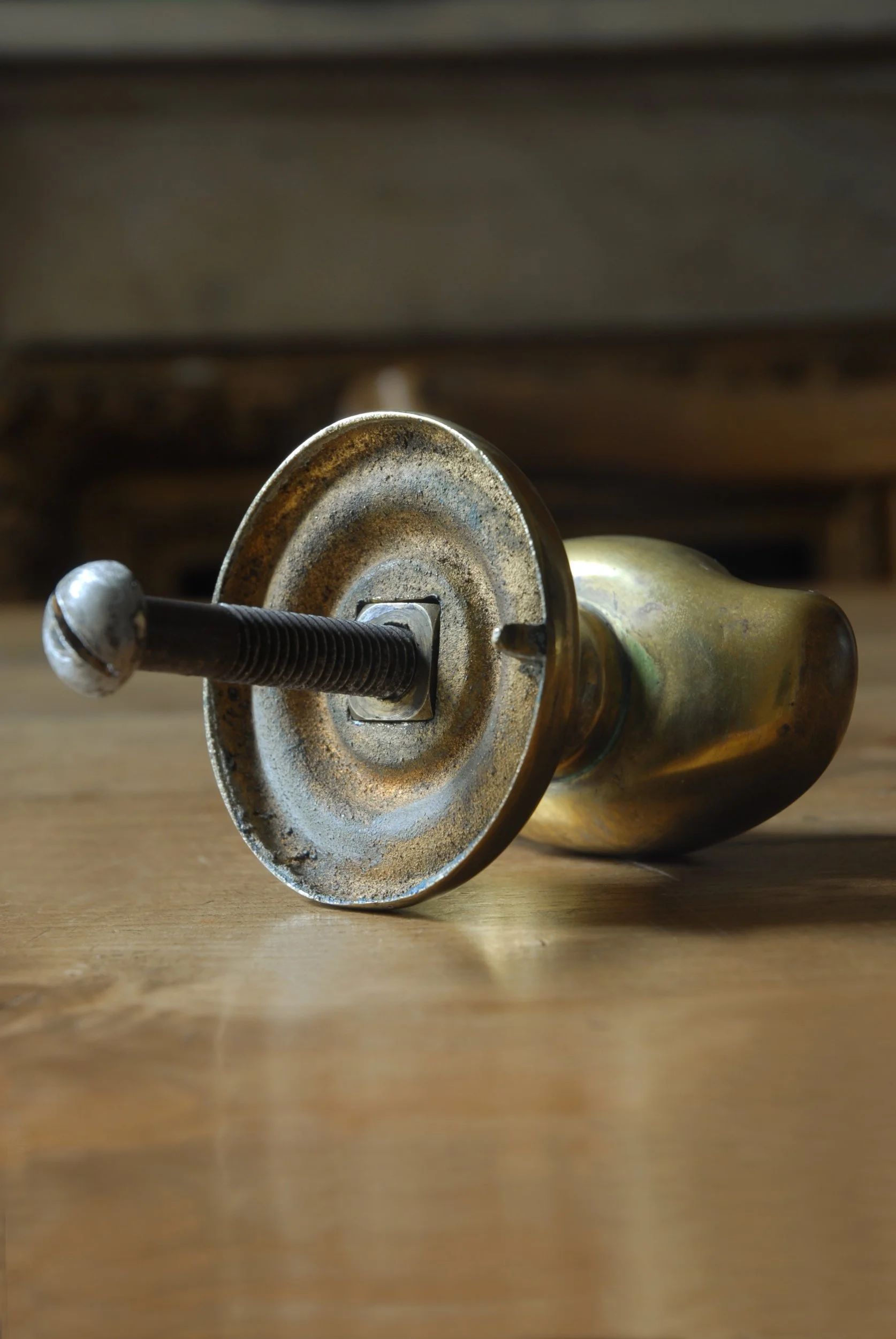 SIZED 1602 Brass Pull Handle Waterandwooduk.JPG