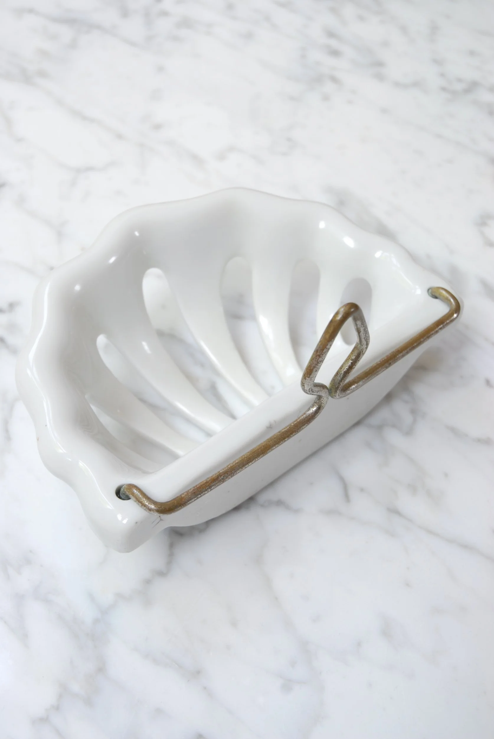 SIZED 1398 Soap Dish Ceramic Antique.JPG