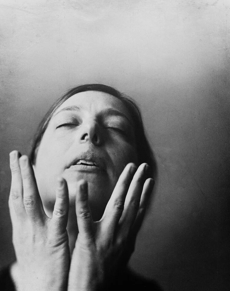 ruth headshot emerging.JPG