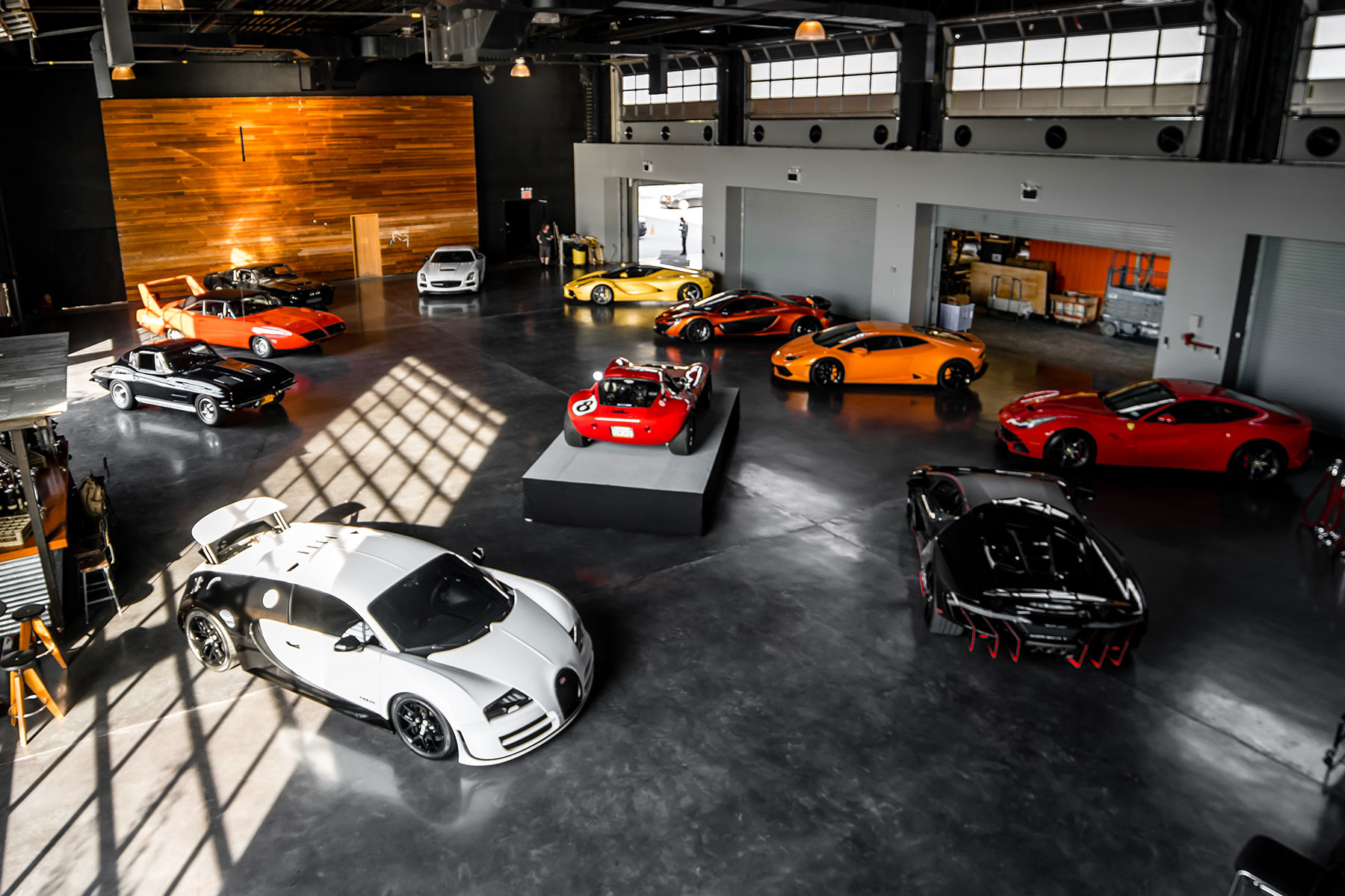 pytstop-motorcars-garage.jpg