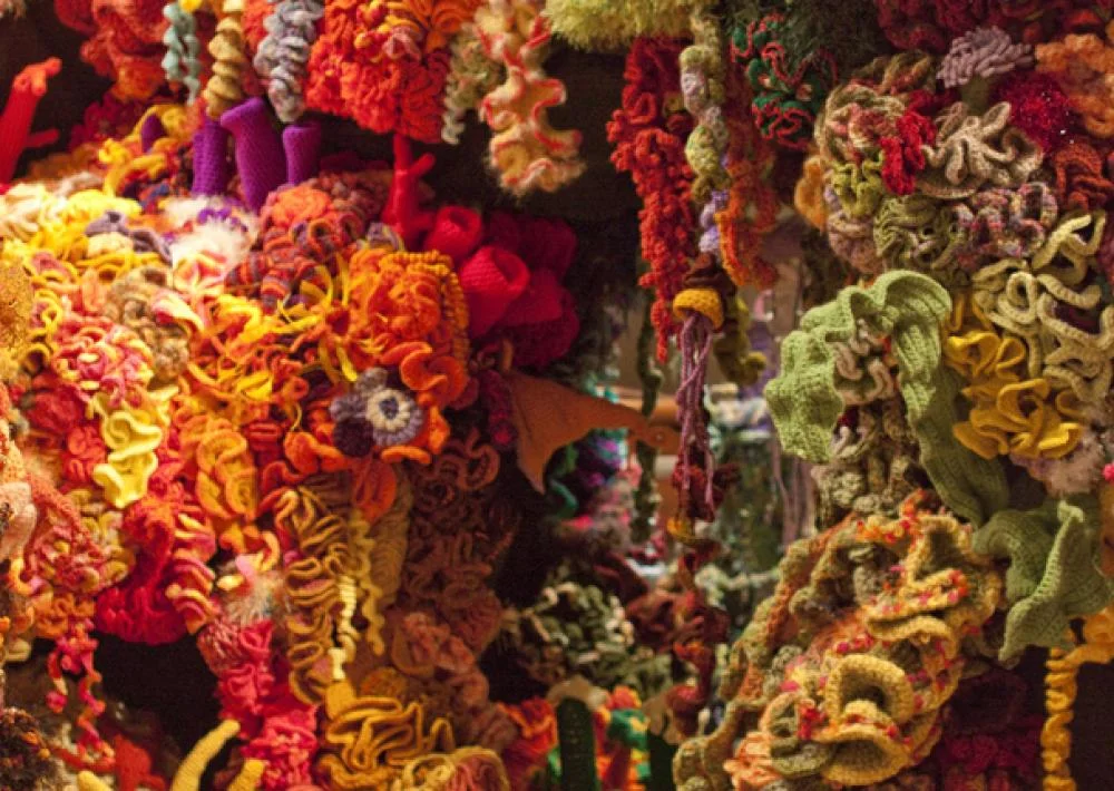 Hyperbolic Crochet