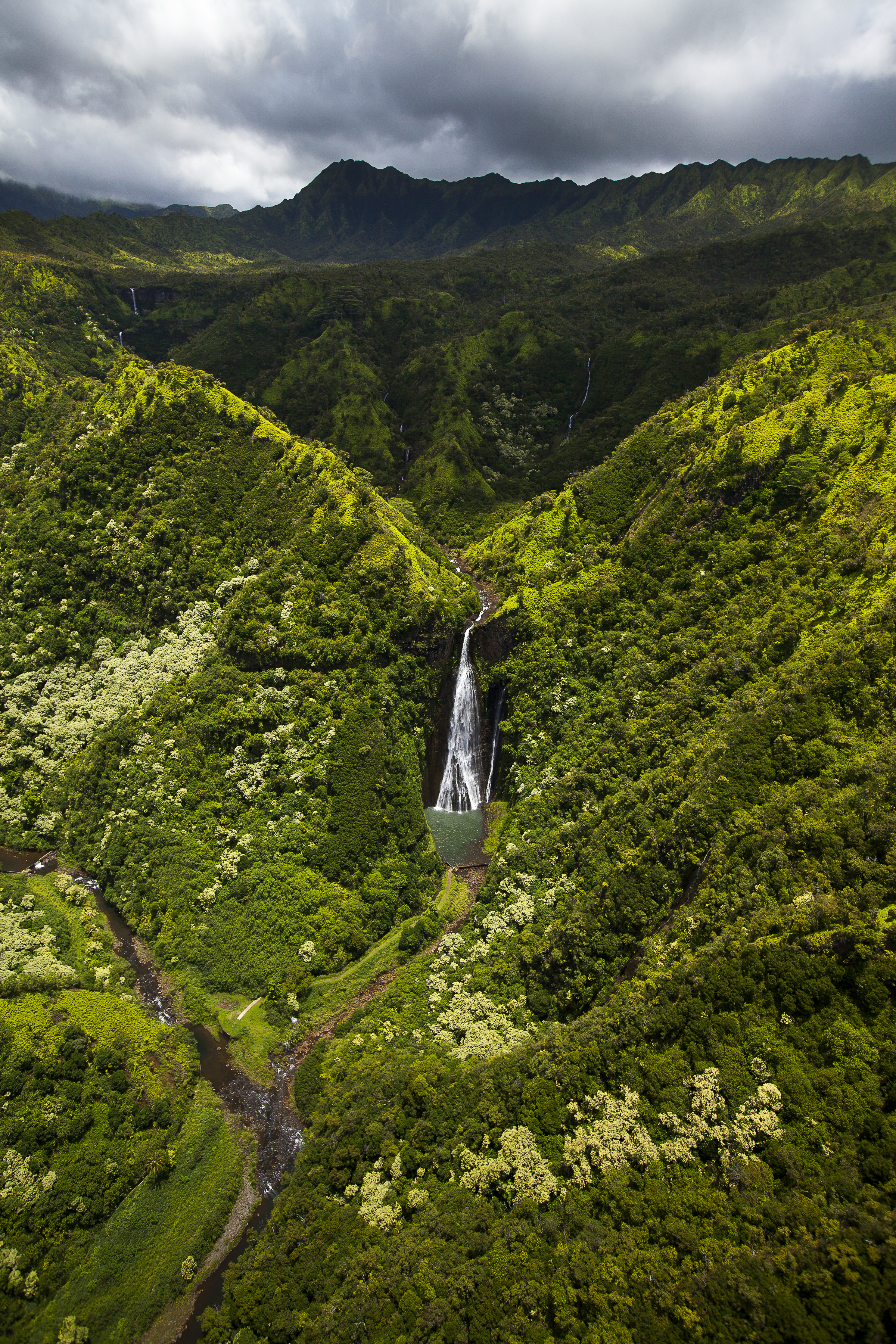 Jurassic Falls vert.jpg