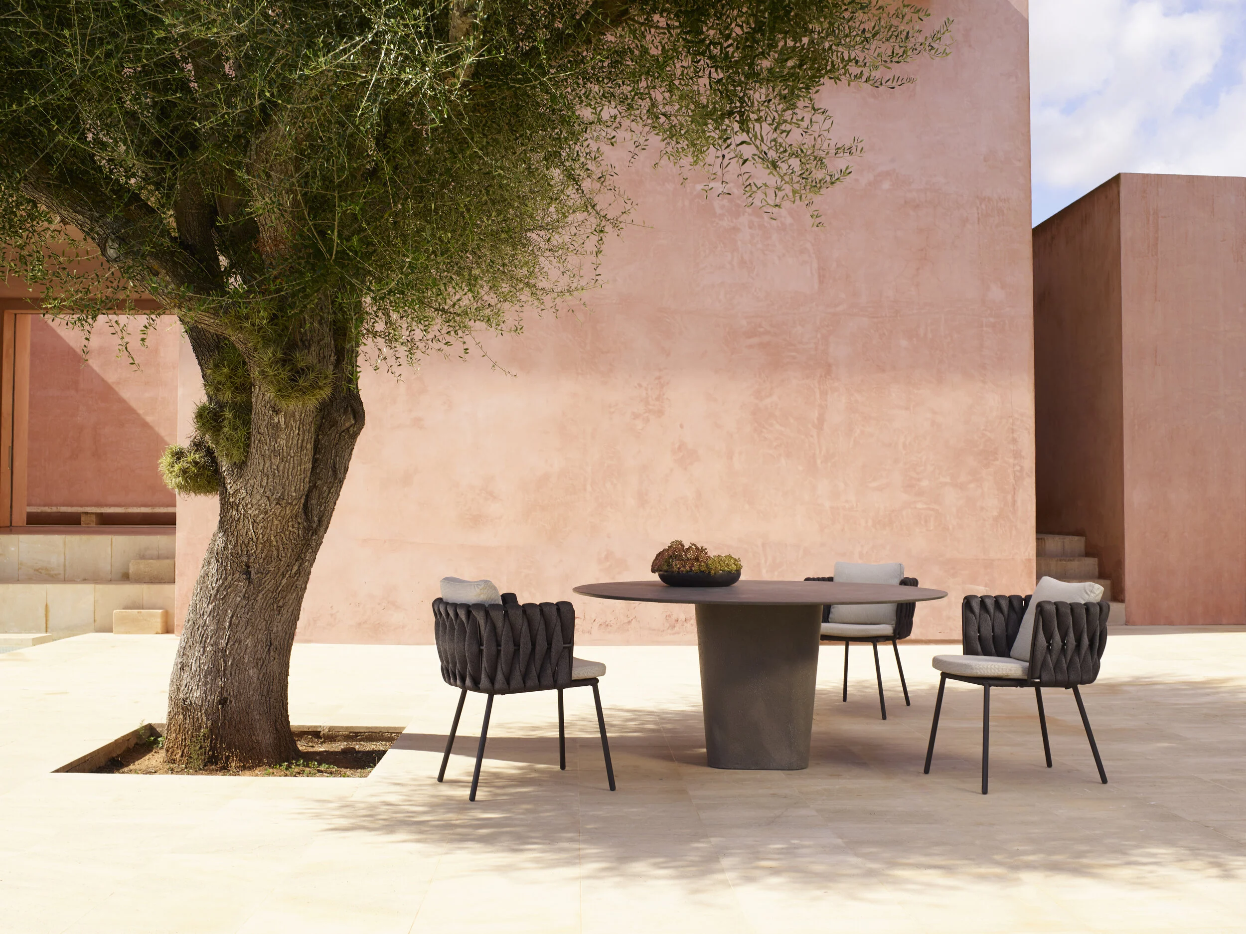 Table TAO: chaises Tosca..jpg