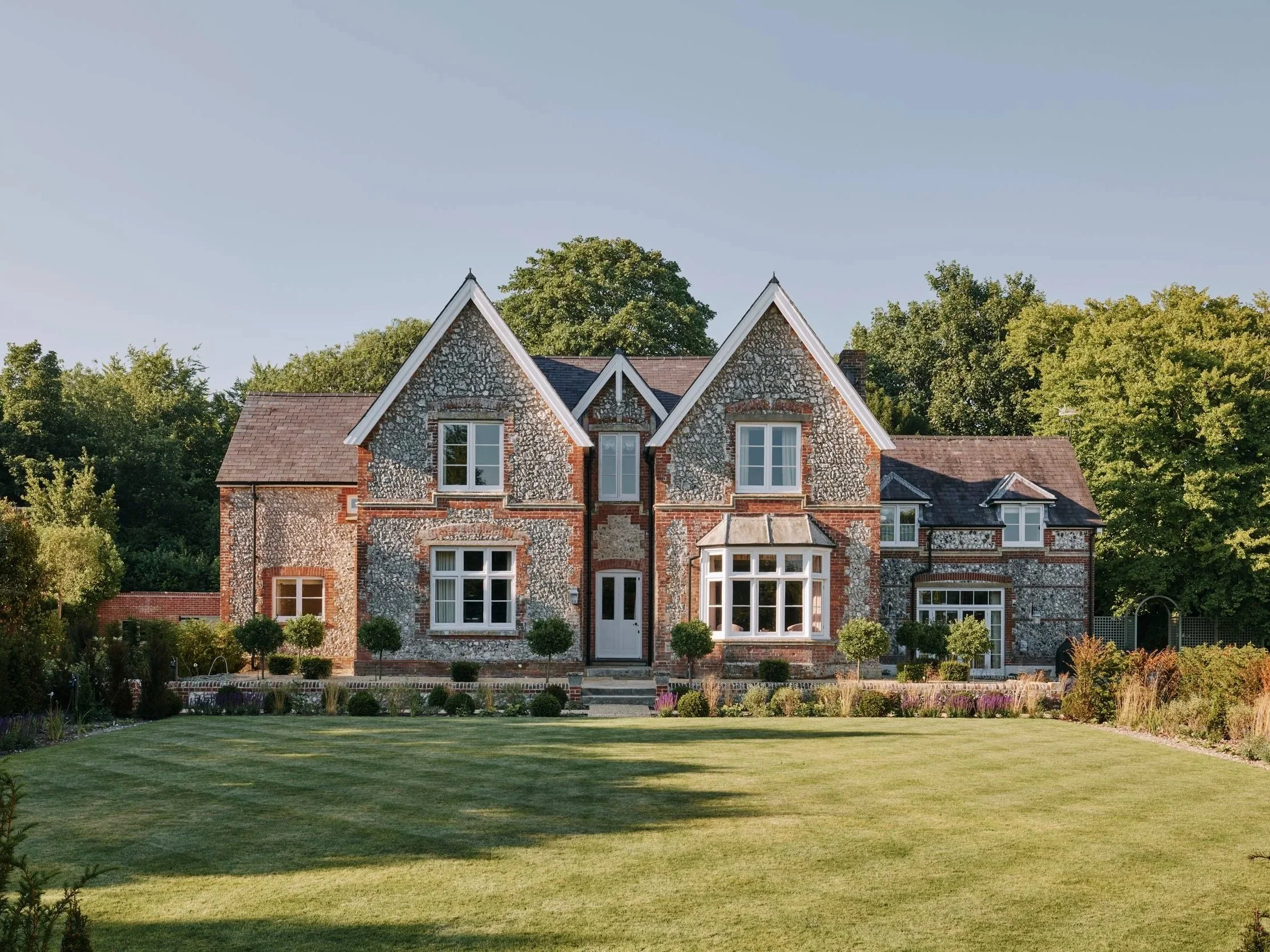 The-Old-Vicarage-Shot-47-1050_RT_LR.jpg