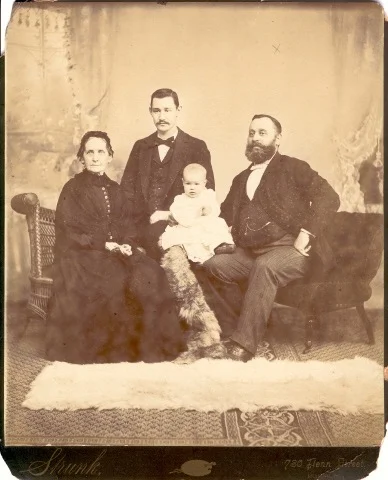 earlymonyer's.jpg