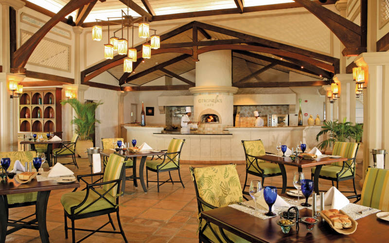 sugar-beach-resort-and-spa-citronella's-cafe.jpg
