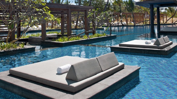 long-beach-mauritius-pool7.jpg