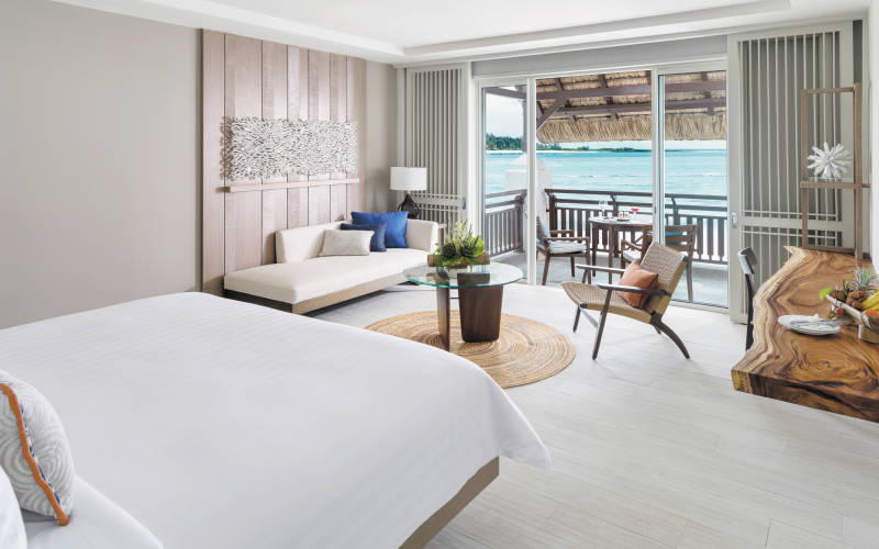 shangri-las-le-touessrok-resort-and-spa-deluxe-room-hibiscus-wing.jpg