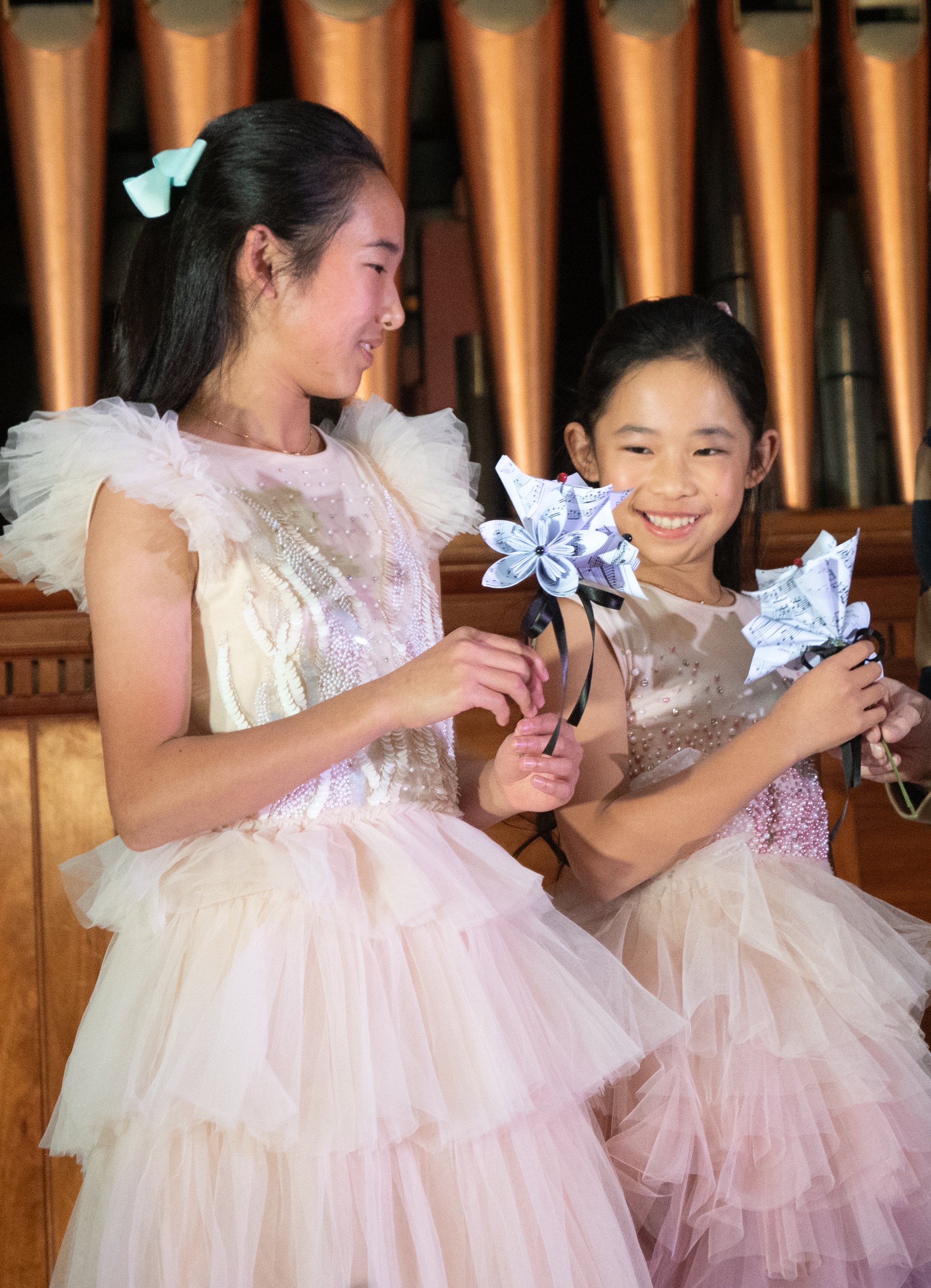 Benjafield-Hefter Memorial Ensemble Award winners, Yifei Shan &amp; Zhenmin Luo.