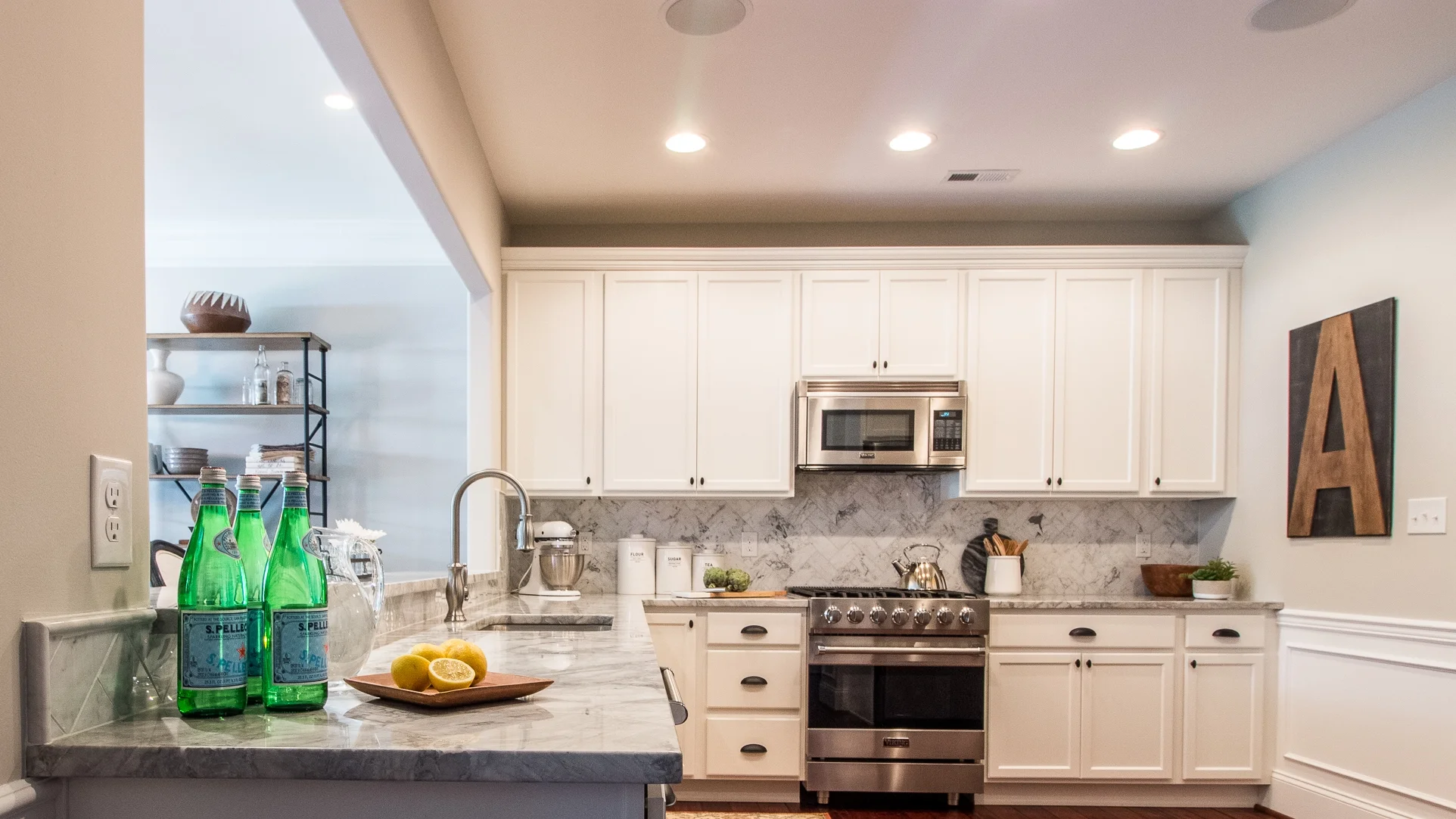 CentervilleTerrace-CararraMarbleKitchen.jpg