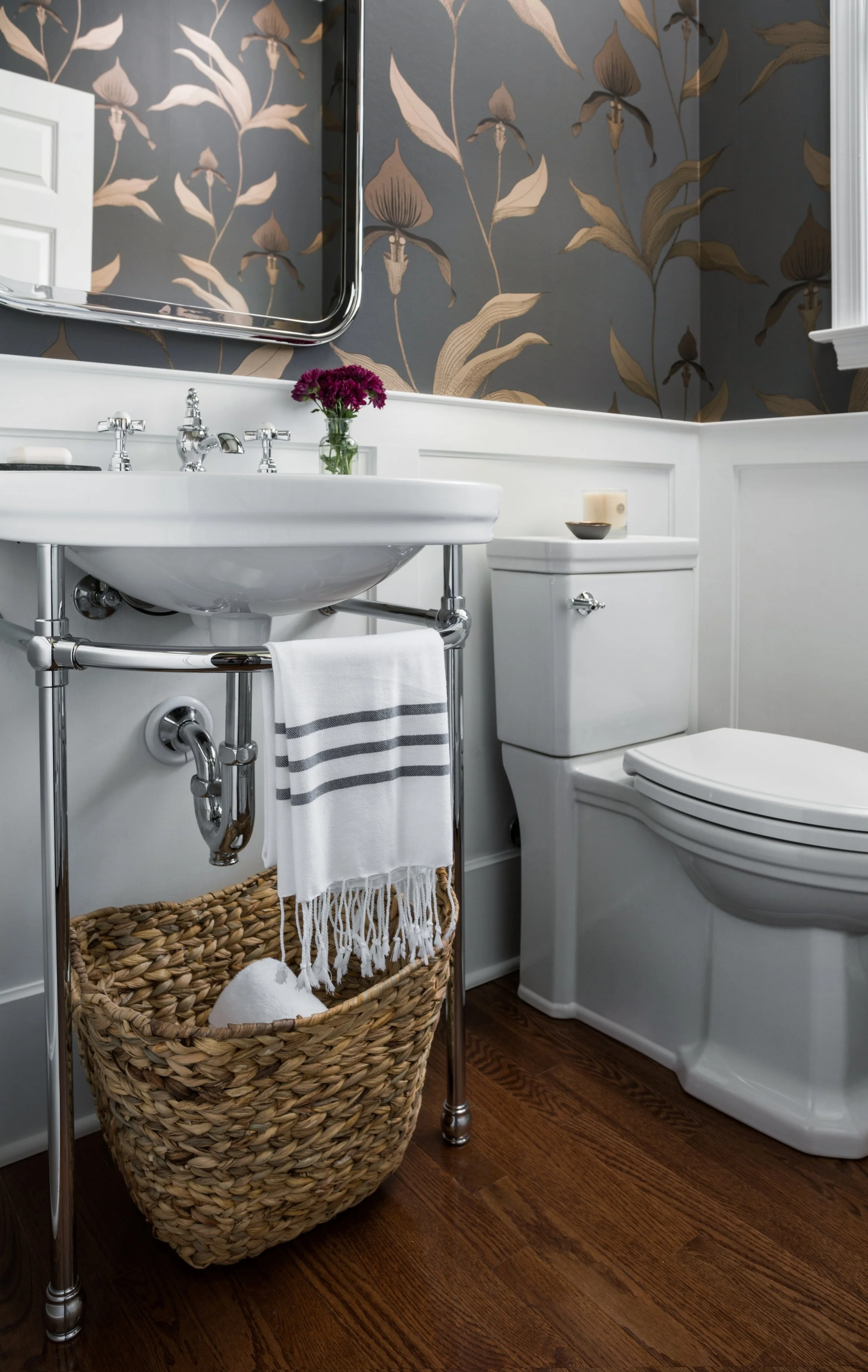 AbbyRoad-ChromeSink-Console.jpg