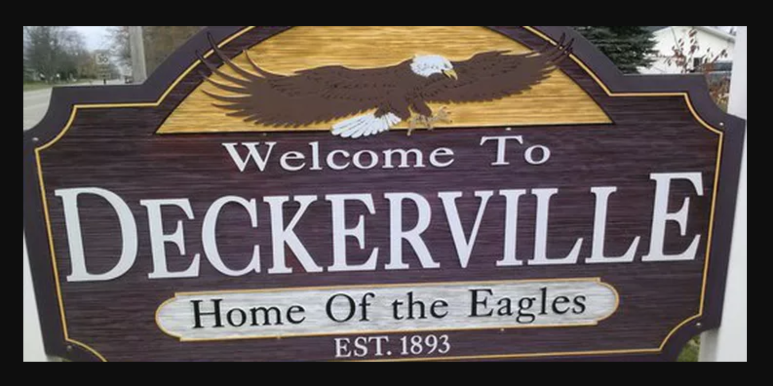 Deckerville sign.jpeg