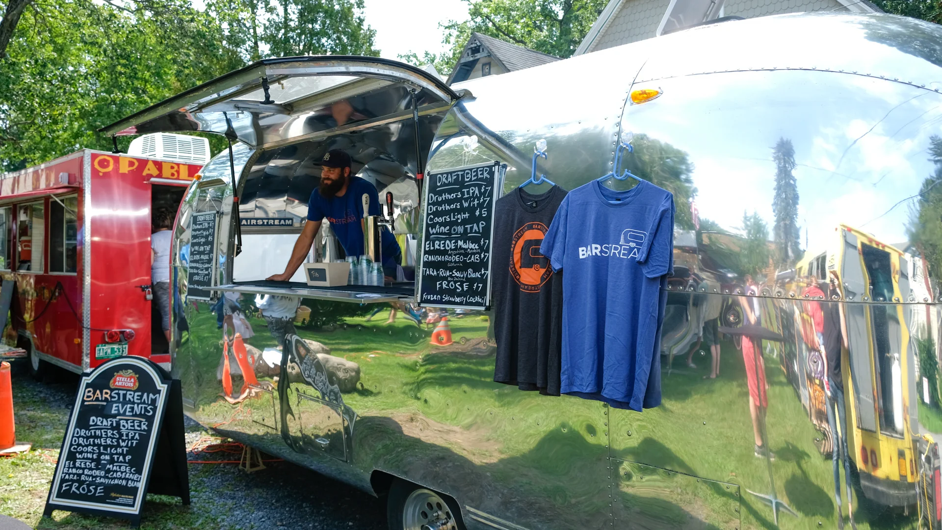 2017MarketsAtRoundLake018.jpg