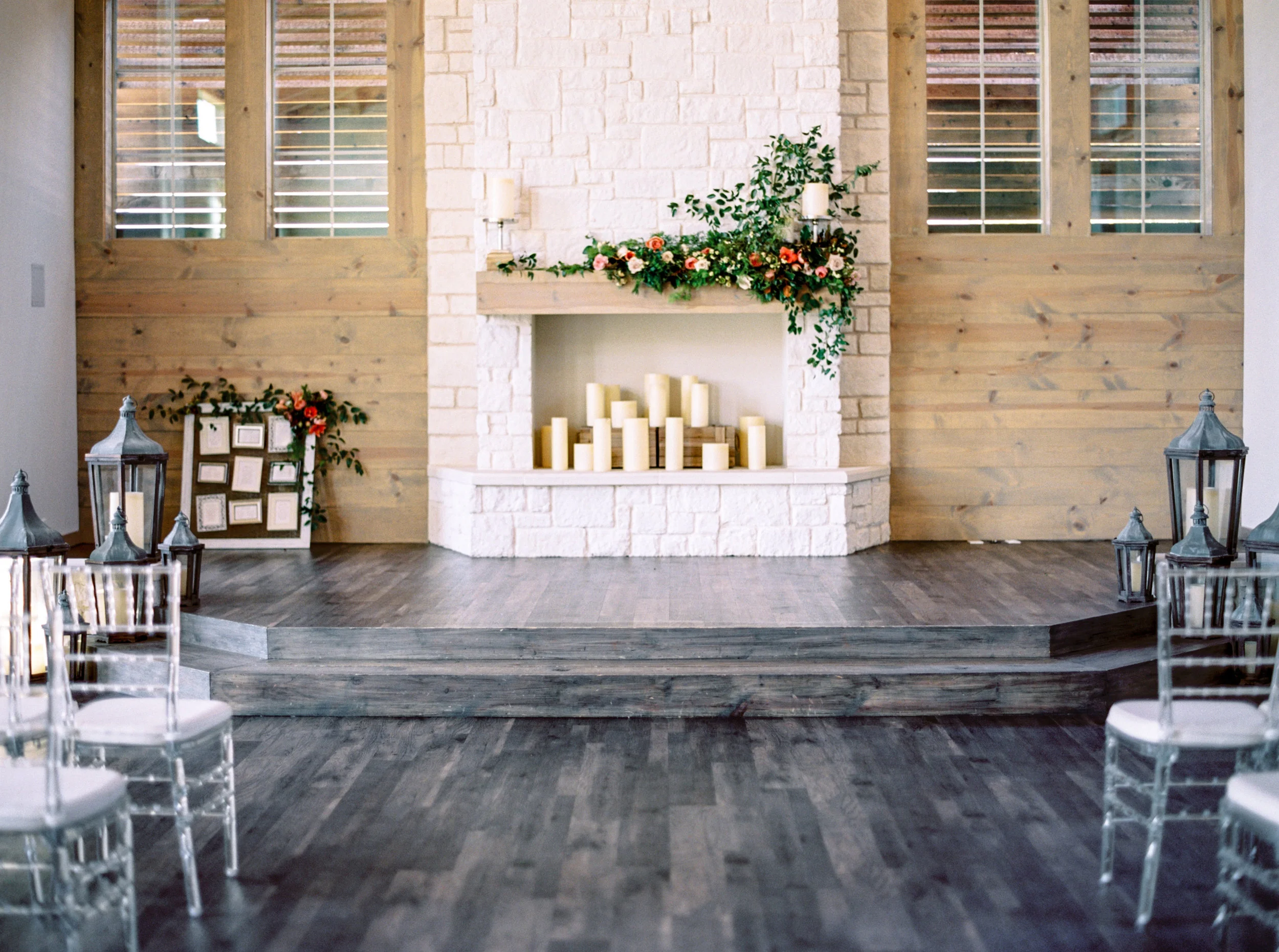 Holiday Inspired Styled Shoot-0033.jpg