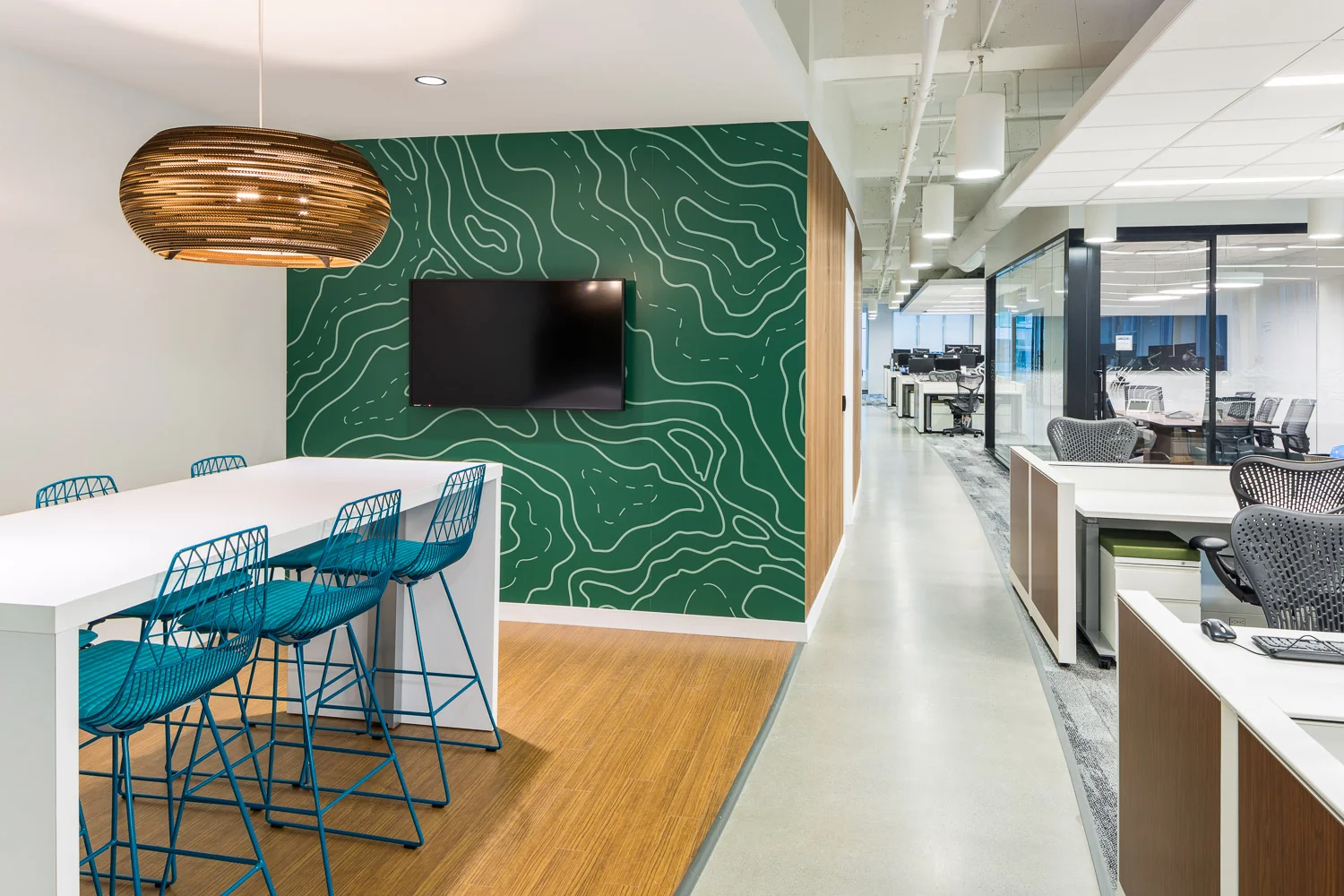 Commercial Vinyl Installation