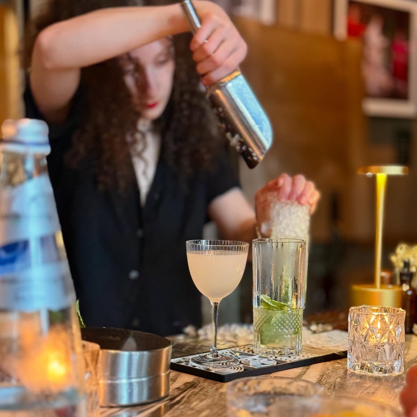 2nd Floor cocktails @civilianhotel best bar in The City if you ask us!