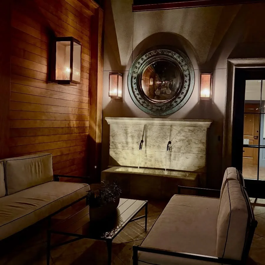 Beautiful setting in the Hotel Richemont and the Two Bit Club welcomes you to sit, relax and enjoy.