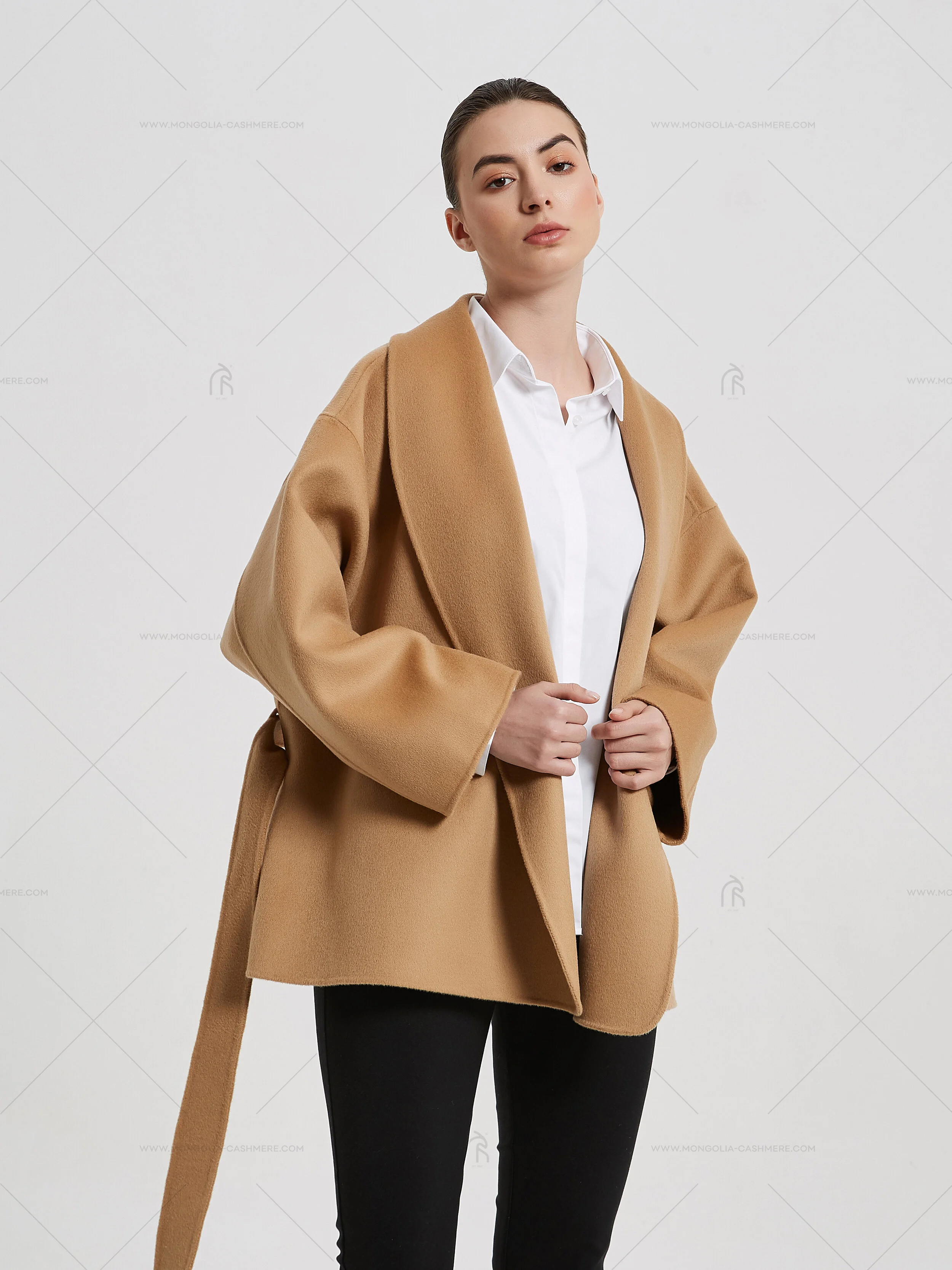 cashmere coat (2).jpg