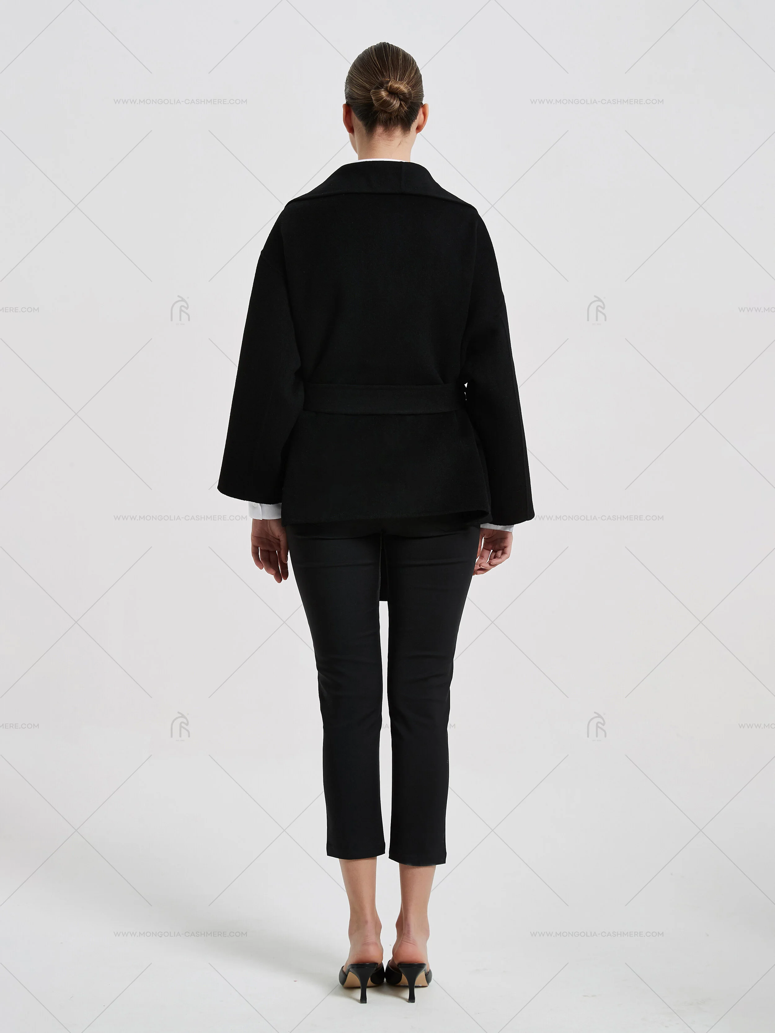cashmere coat (10).jpg