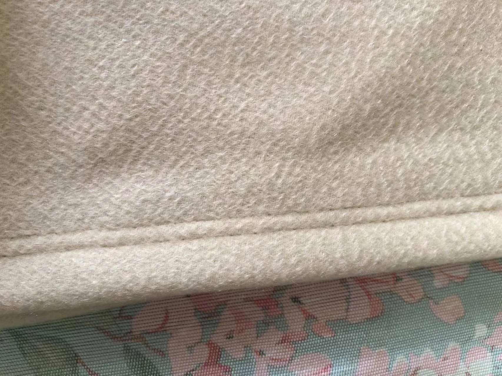 PURE ORGANIC CASHMERE ROLLED EDGE BLANKET MONGOLIA CASHMERE WINTER COLLECTION.JPG