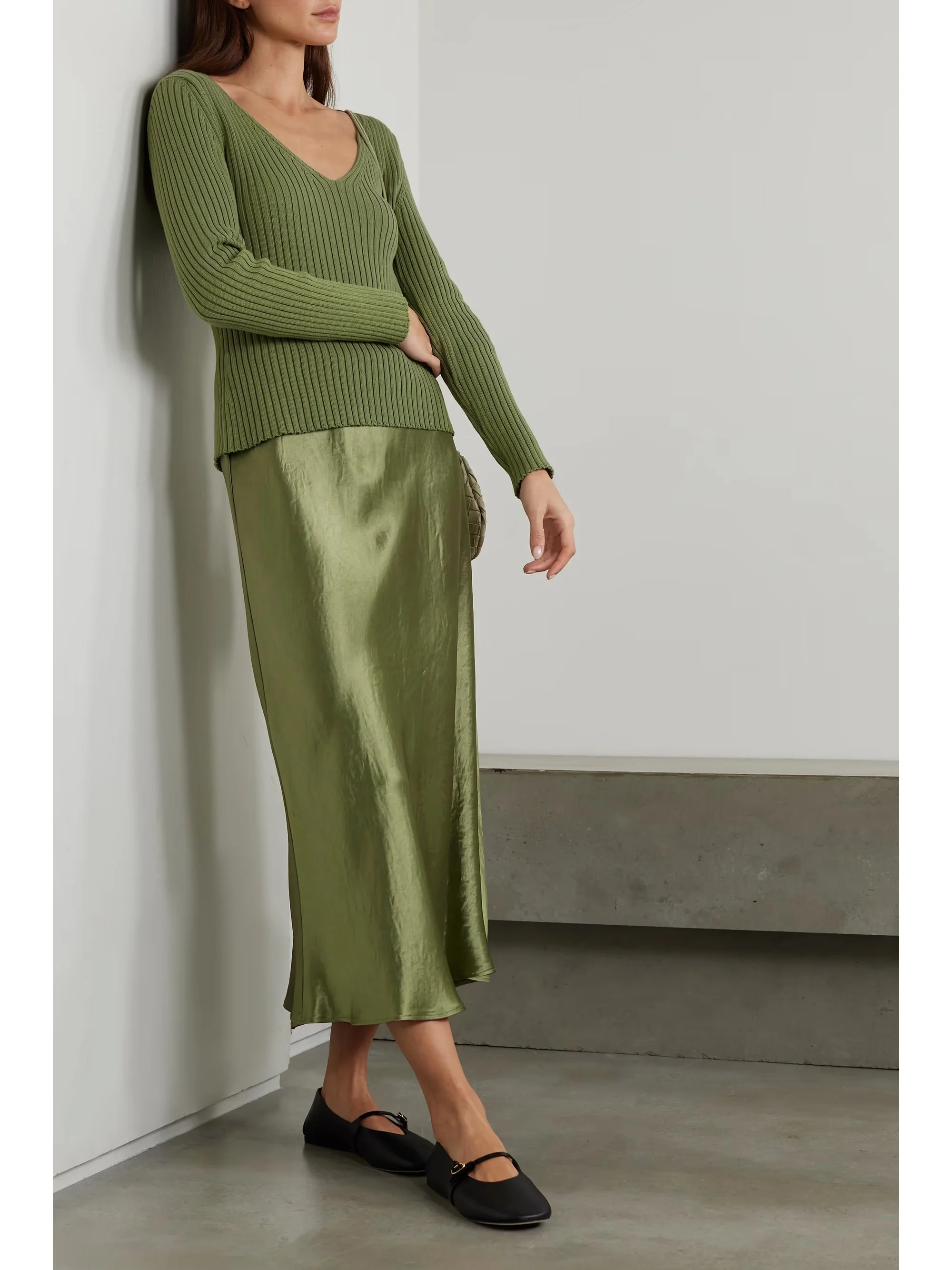 ribbed organic cashmere sweater ribbed V-neck fitted knit top Slim Knit Pullover Tops mongolia cashmere fine knit lightweight luxury knitwear winter fashion