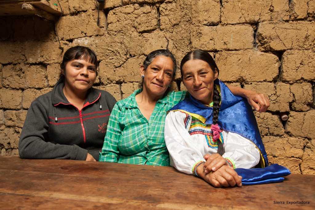 Lili, Sabina y Paula (1) (3).jpg