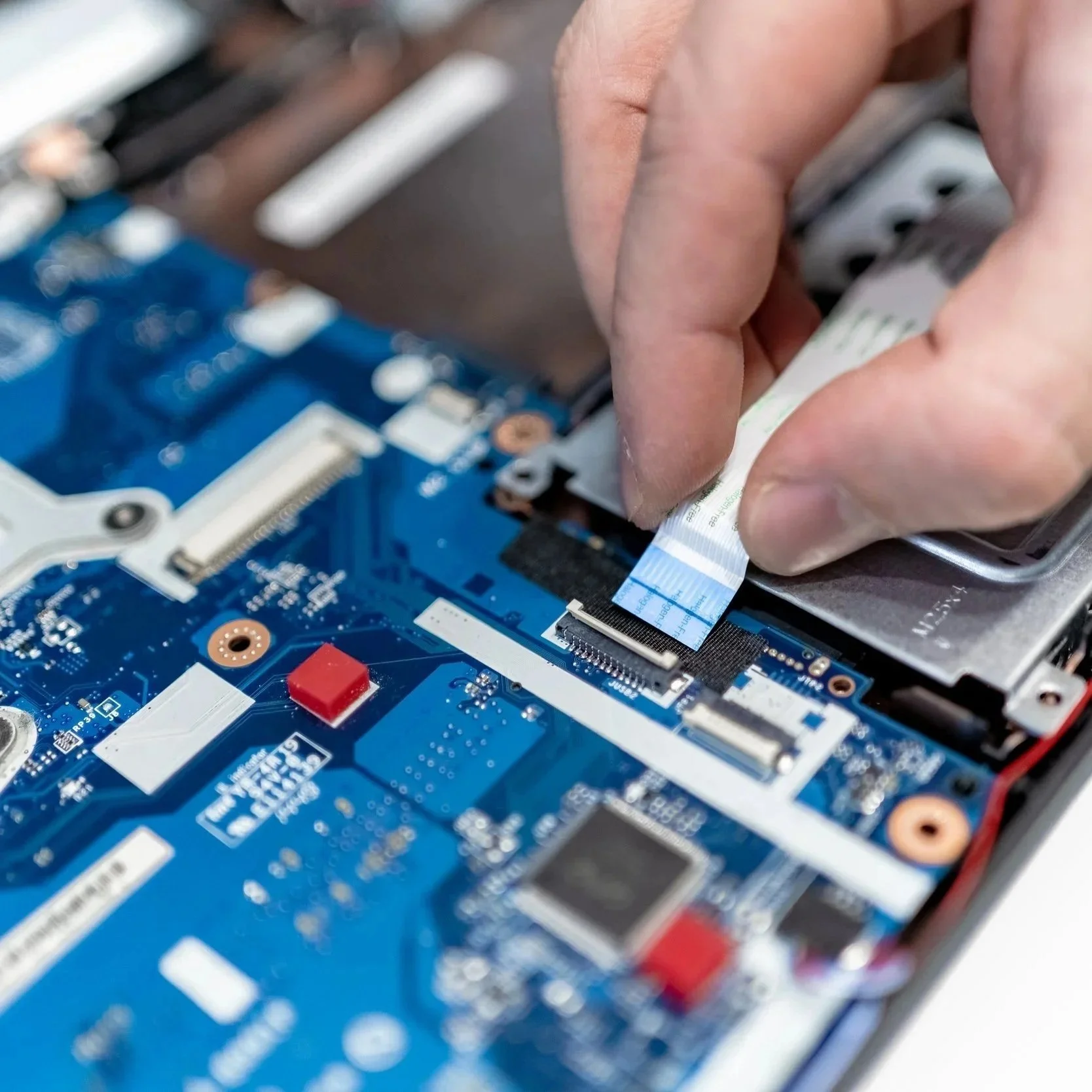 Top Signs a Computer Needs Professional Repair