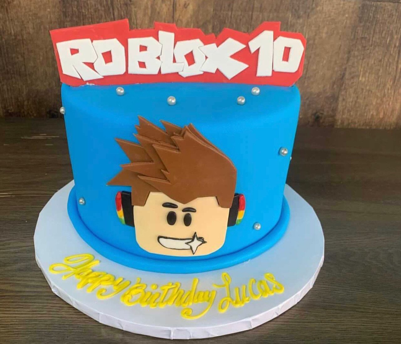 Bolo roblox  Party cakes, Desserts, Cake