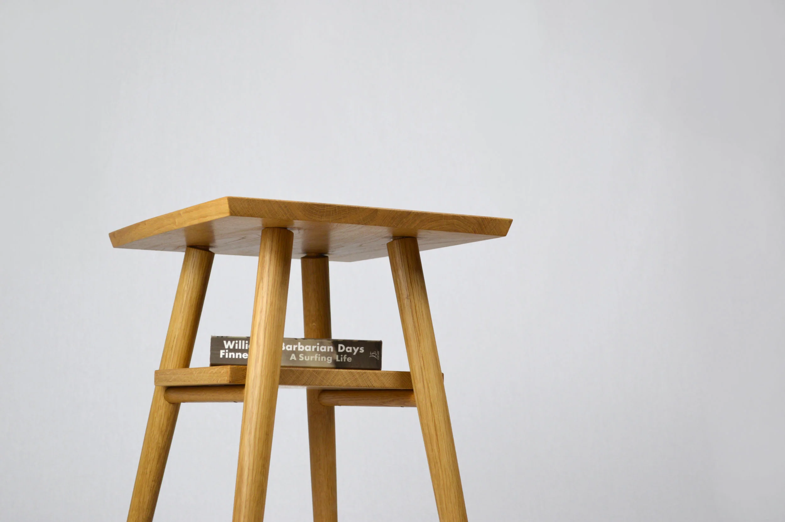 Readers Side Table_Front View 03.jpg