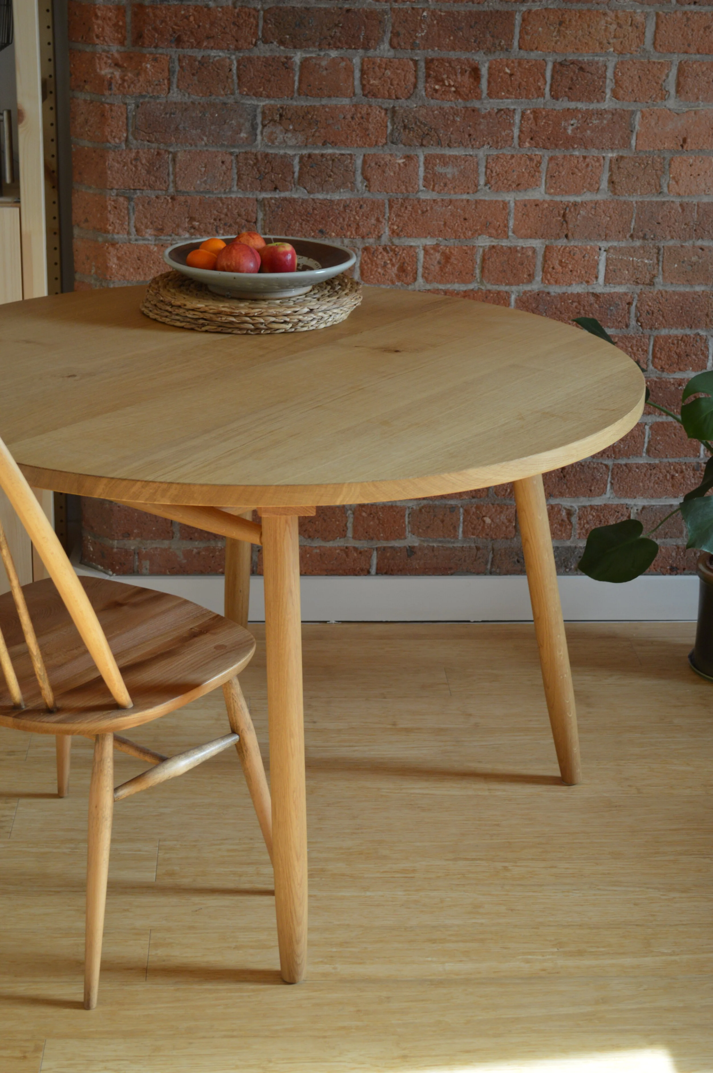 Kelham Round Dining Table