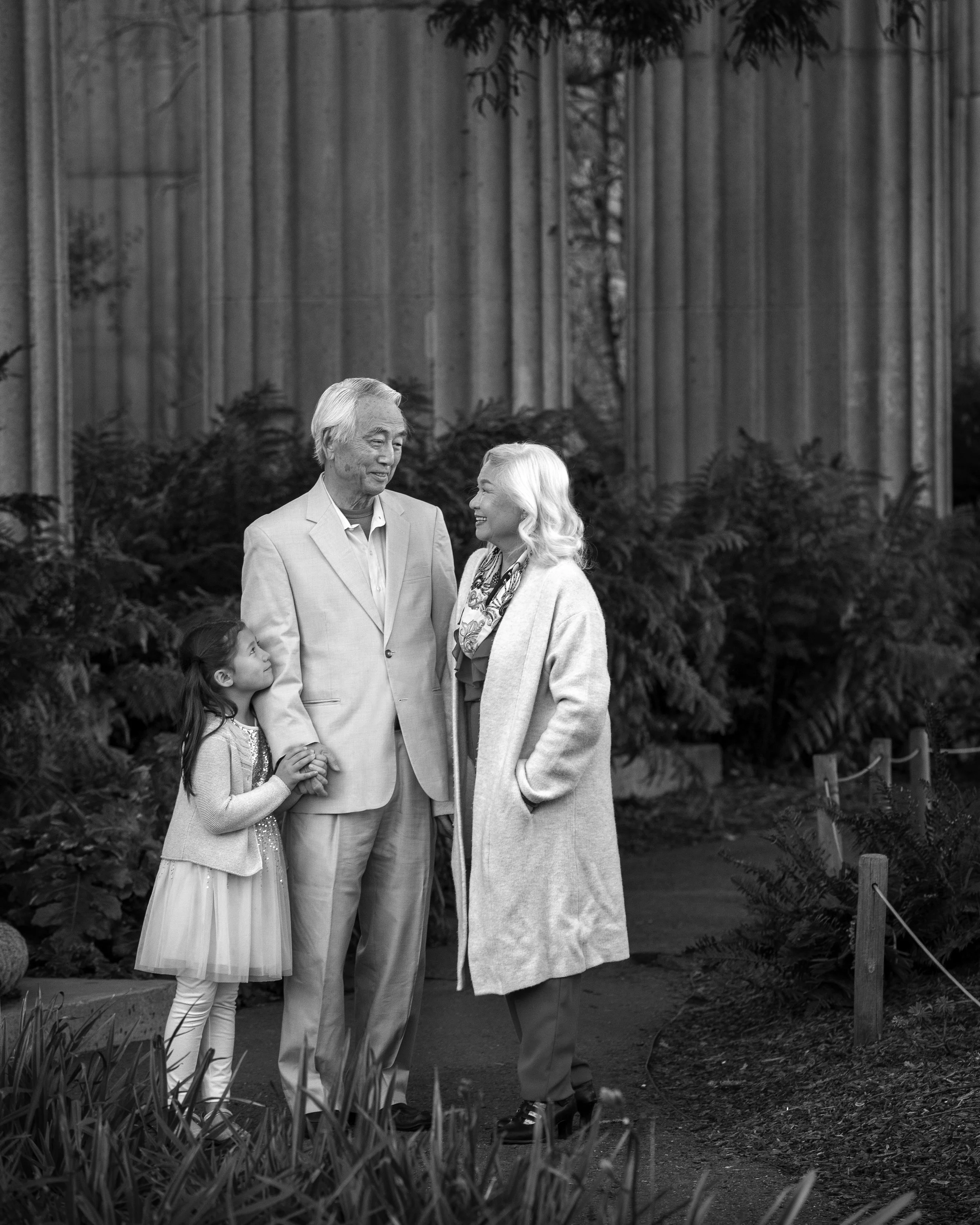 12-17-22_806_bw 8x10 copy.jpg