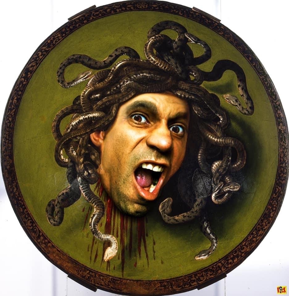  The Medusa on shield  