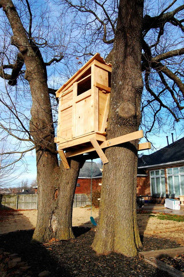 Magic Treehouse-Inspired Clubhouse