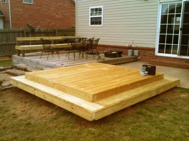 Floating Deck