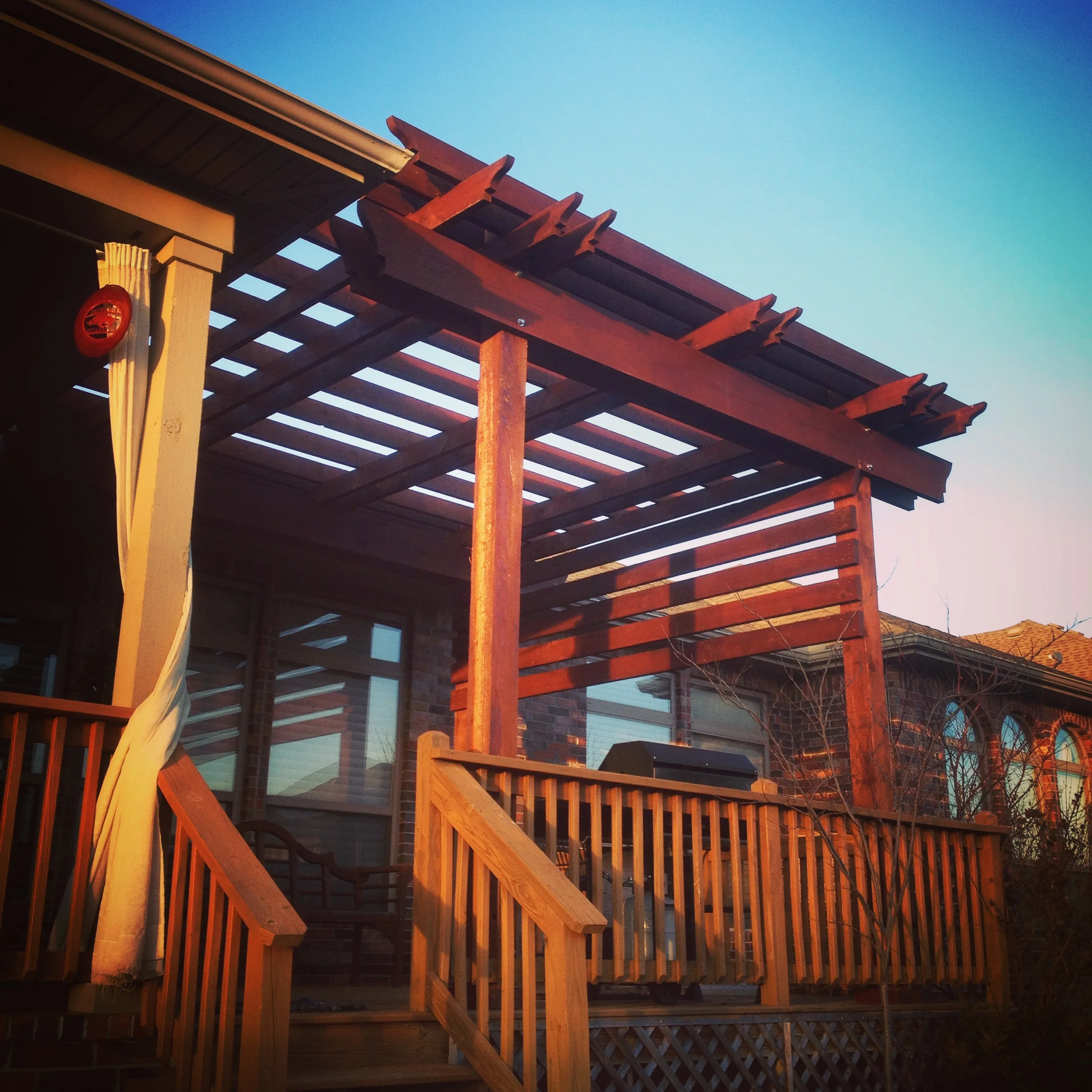 Cedar Pergola with Sun Screen