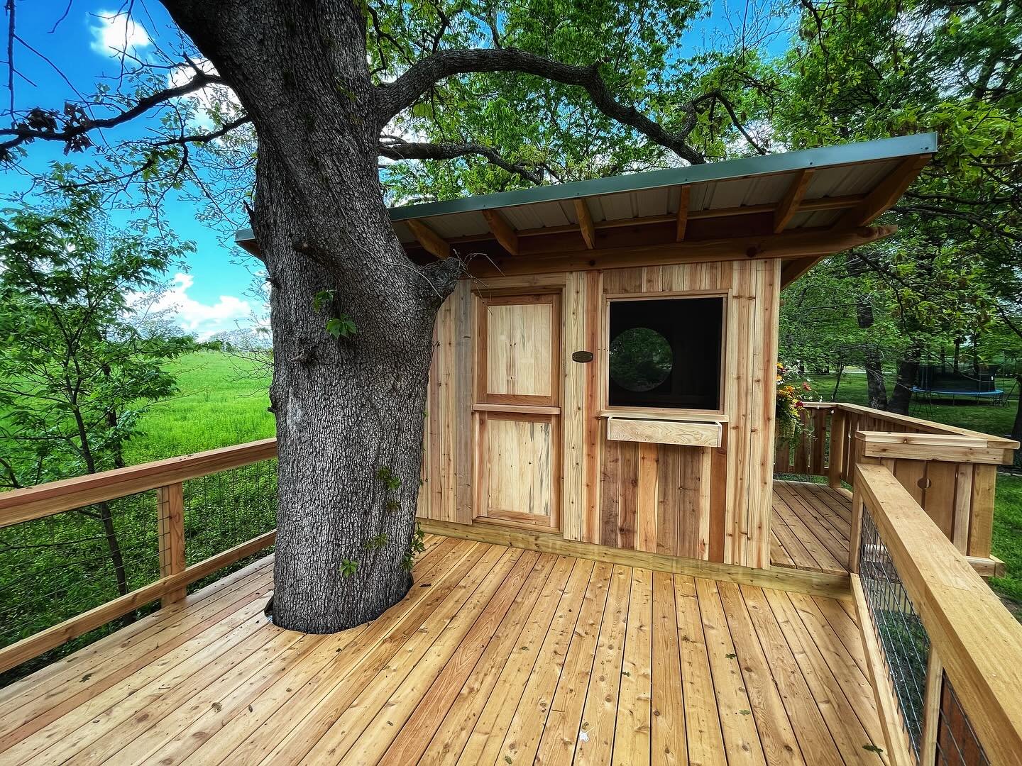 Accessible treehouse - design and build by @jake_mitchael and team
.
#treehouse #accessible #wheelchairaccessible