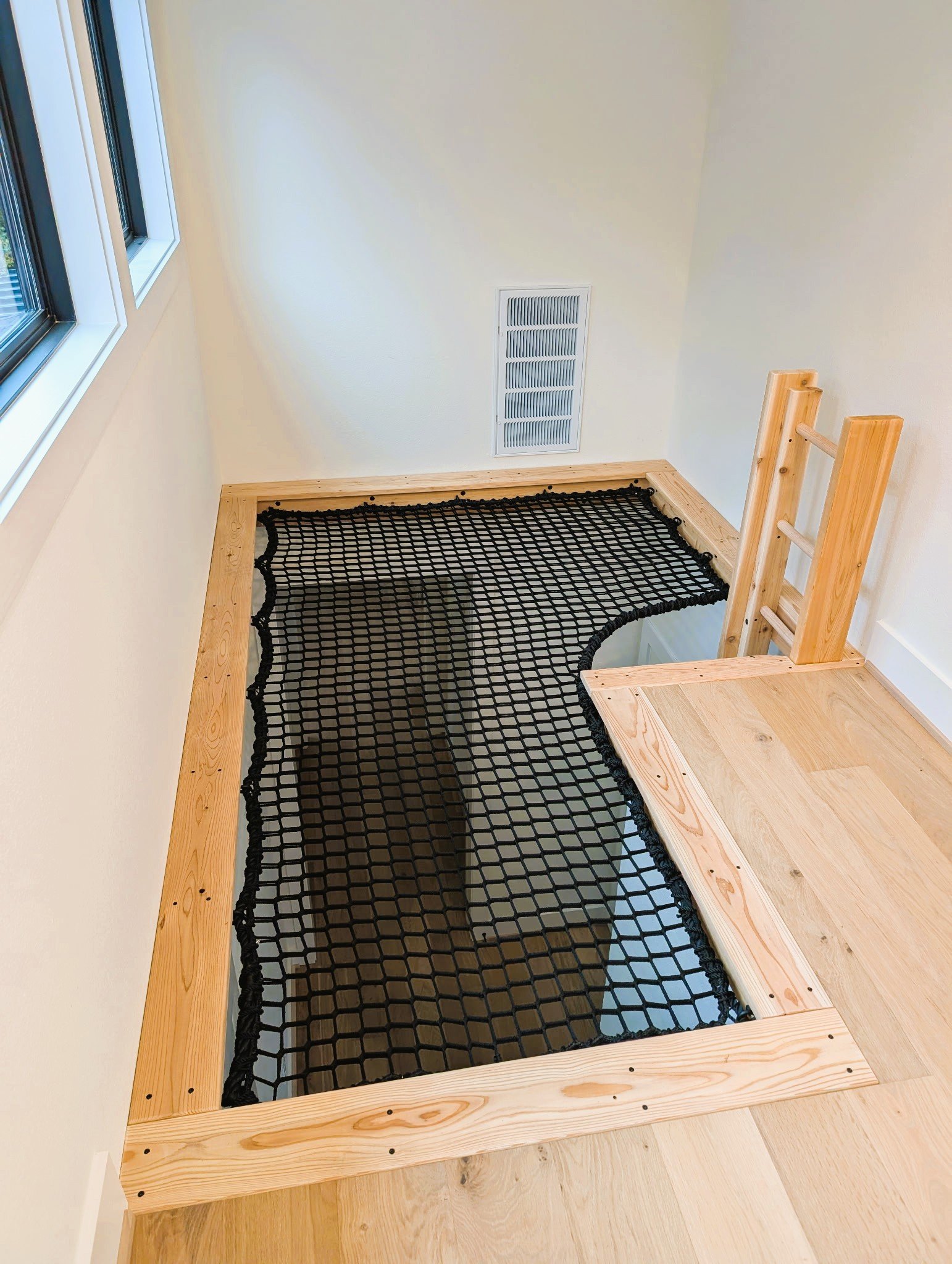 Indoor Lounge Net