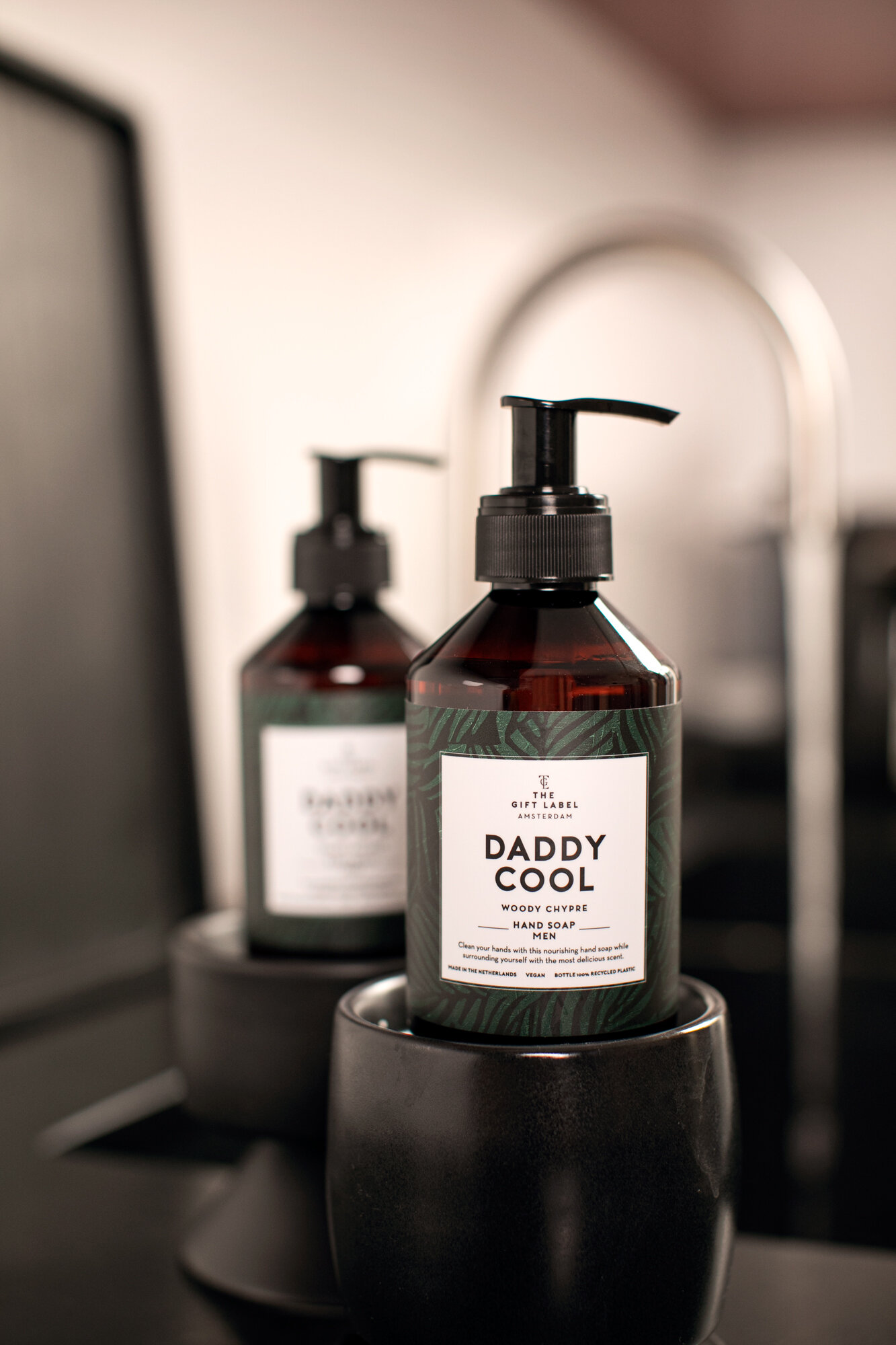 hand-soap-men-daddy-cool-SS21-WEB-TGL.jpg