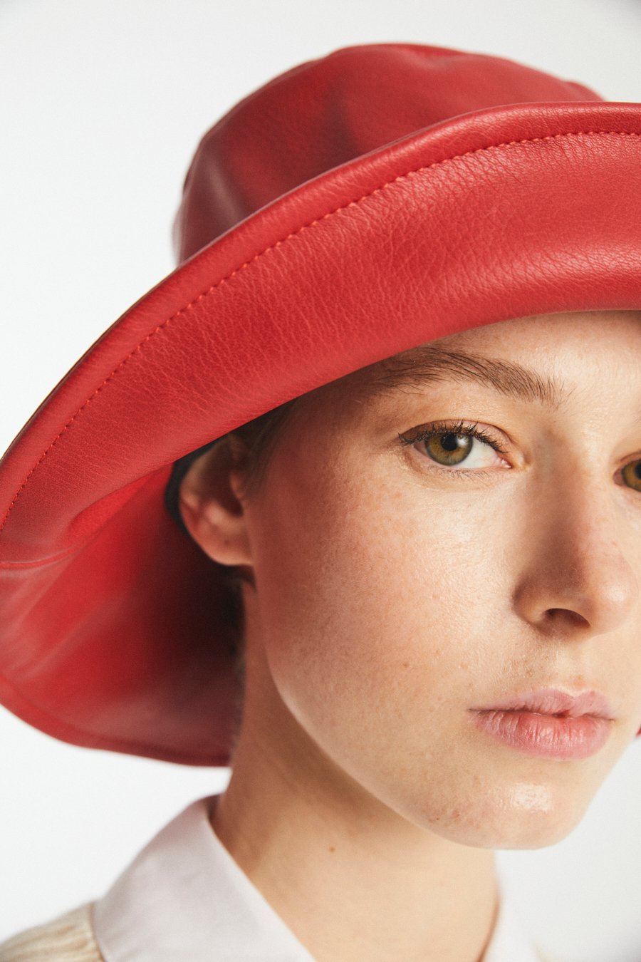 rita-row-women-accessories-2075-CO-hat-adolf-red-4.jpg