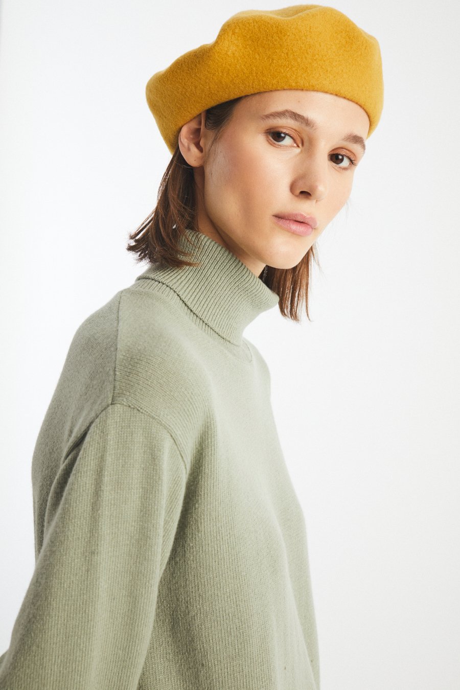 rita-row-women-accessories-2096-CO-beret-maple-mustard-3.jpg