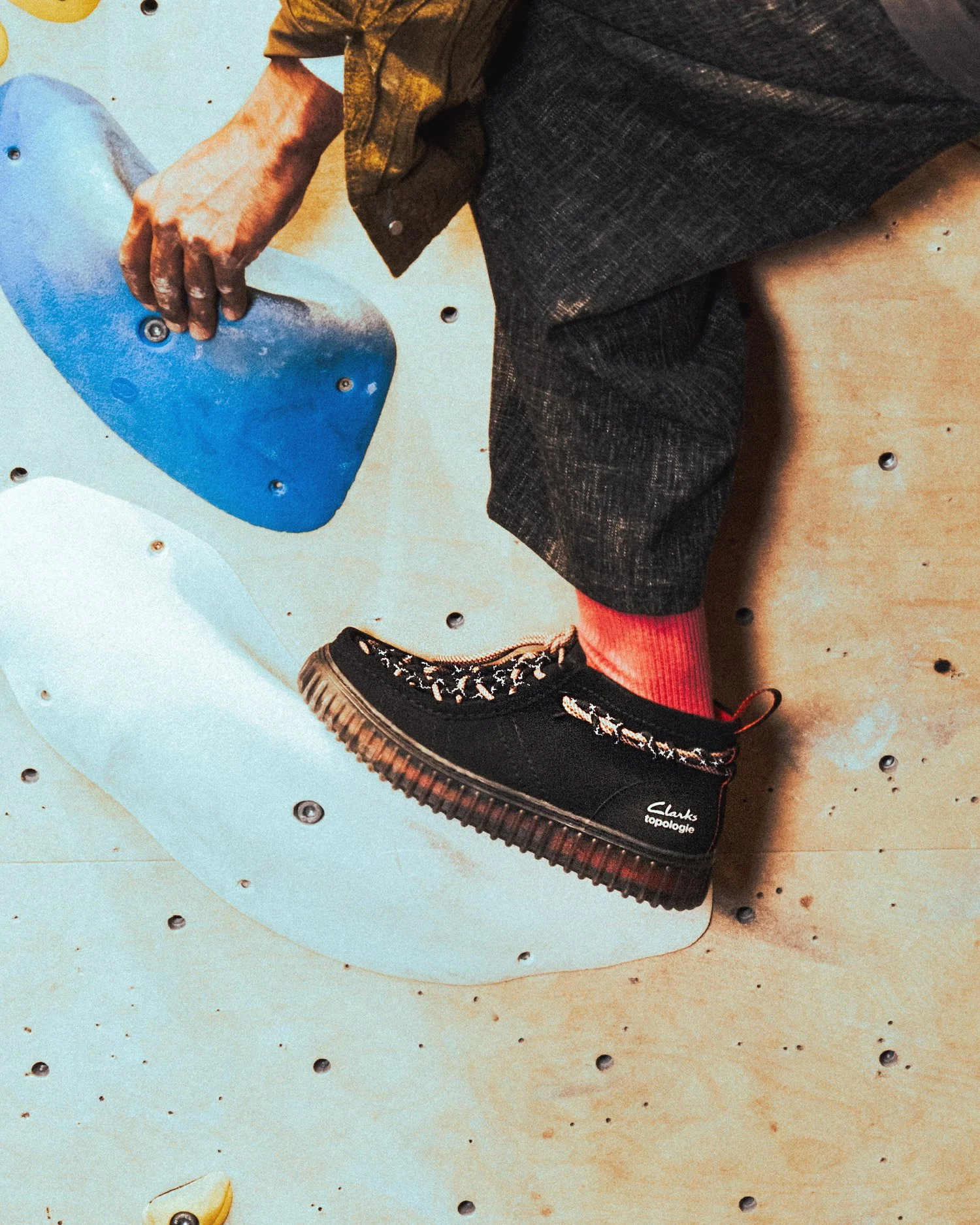collab-topologie-clarks-tornhill-hi-couv-4.jpg