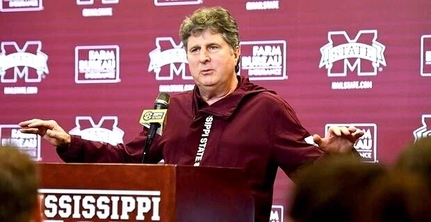 Mike Leach needs horses to run the Air Raid Race in the SEC and that will take time