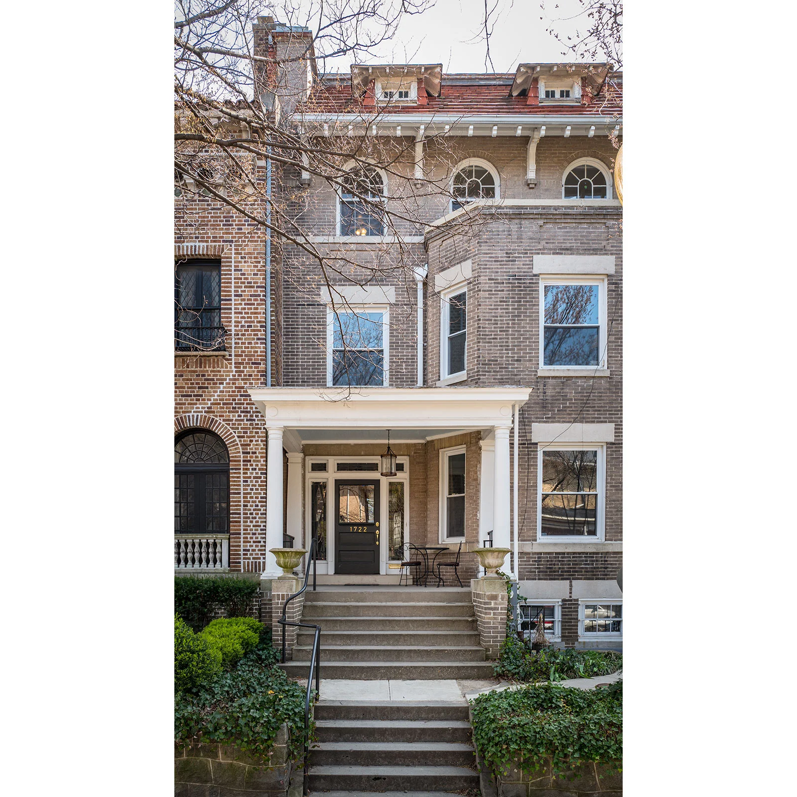 1722Lamont.jpg