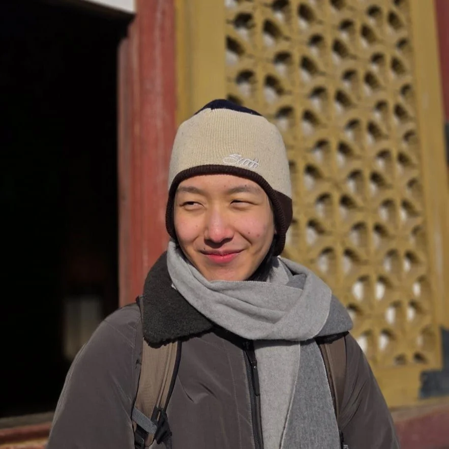 Minwoo Han - Minwoo Han.jpeg