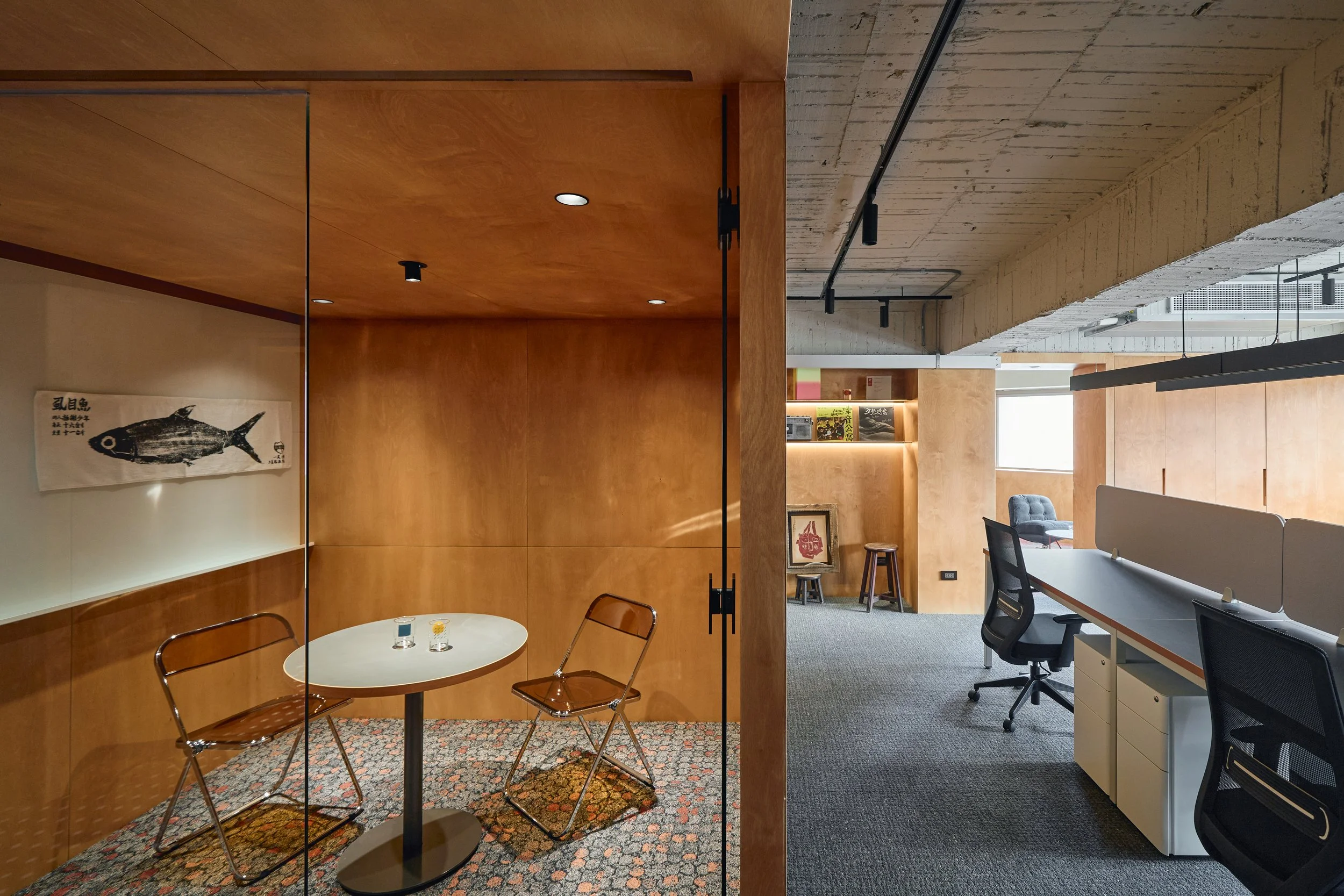   LAI HAO Office ｜ 埕間苑裡    Design / Daniel wu    Area / 53P    Location / Taipei, Taiwan  
