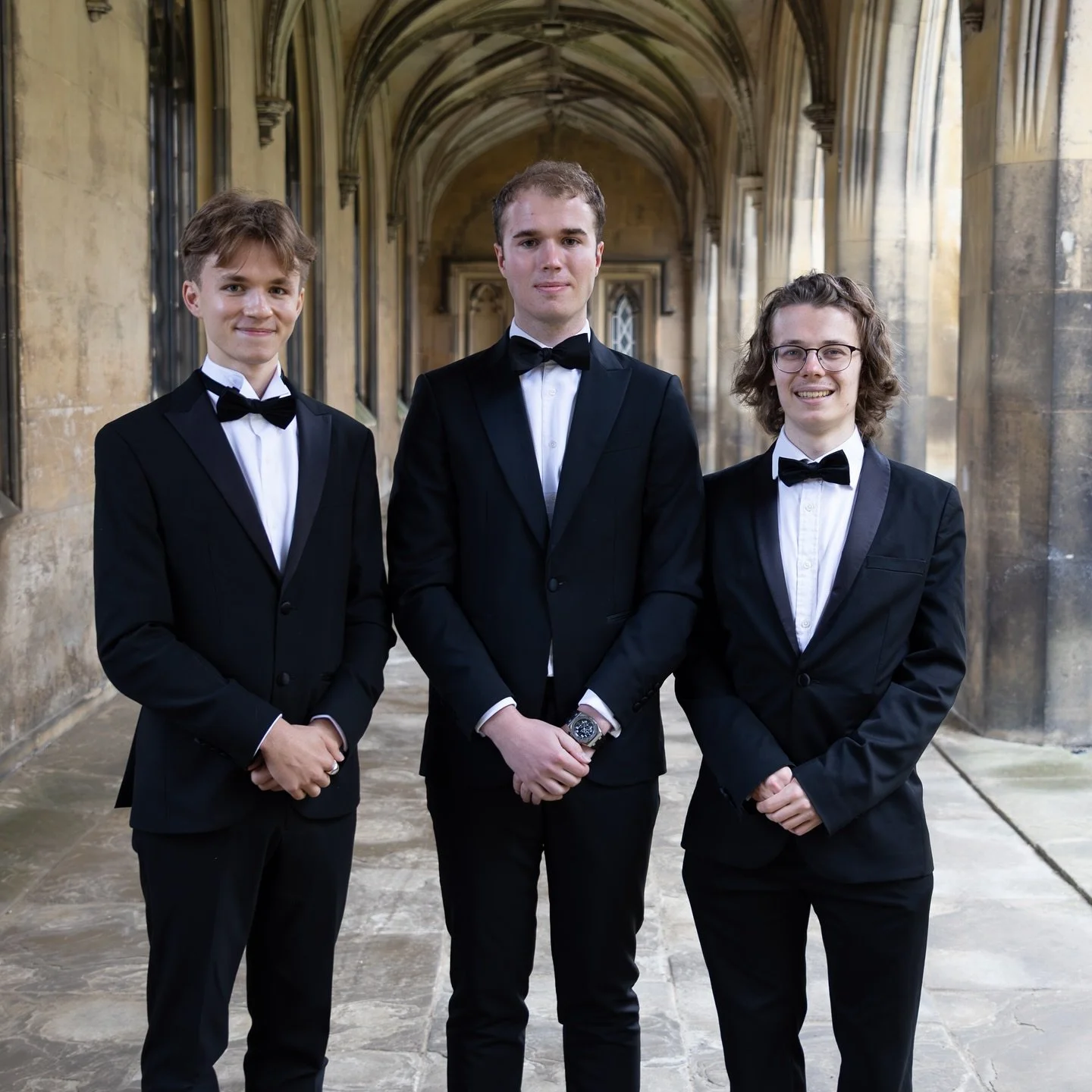 THE BARITONES 2025/26

From left to right: Archie Purdue, Alexander Weiss, Rufus Jasko

Photo credit: @saltydogpix