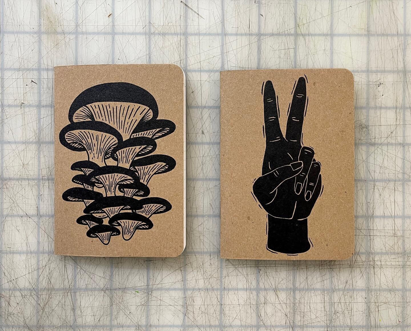 Last night I screen printed two new pocket-sized notebooks. Eeeah! I&rsquo;m obsessed! Come find me @portlandnightmarket Dec 1st - Dec 4th. It&rsquo;s gonna be a real good time. 🖤
.
.
.
.
#printmaking #screenprint #handmade #pnwartist #makersgonnama