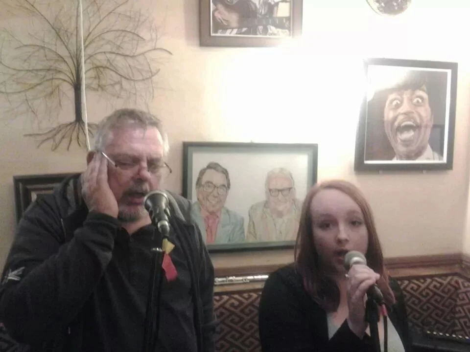 Me (Peter) and Sophie singing at the Chestnut Inn, Worcester, August 2014