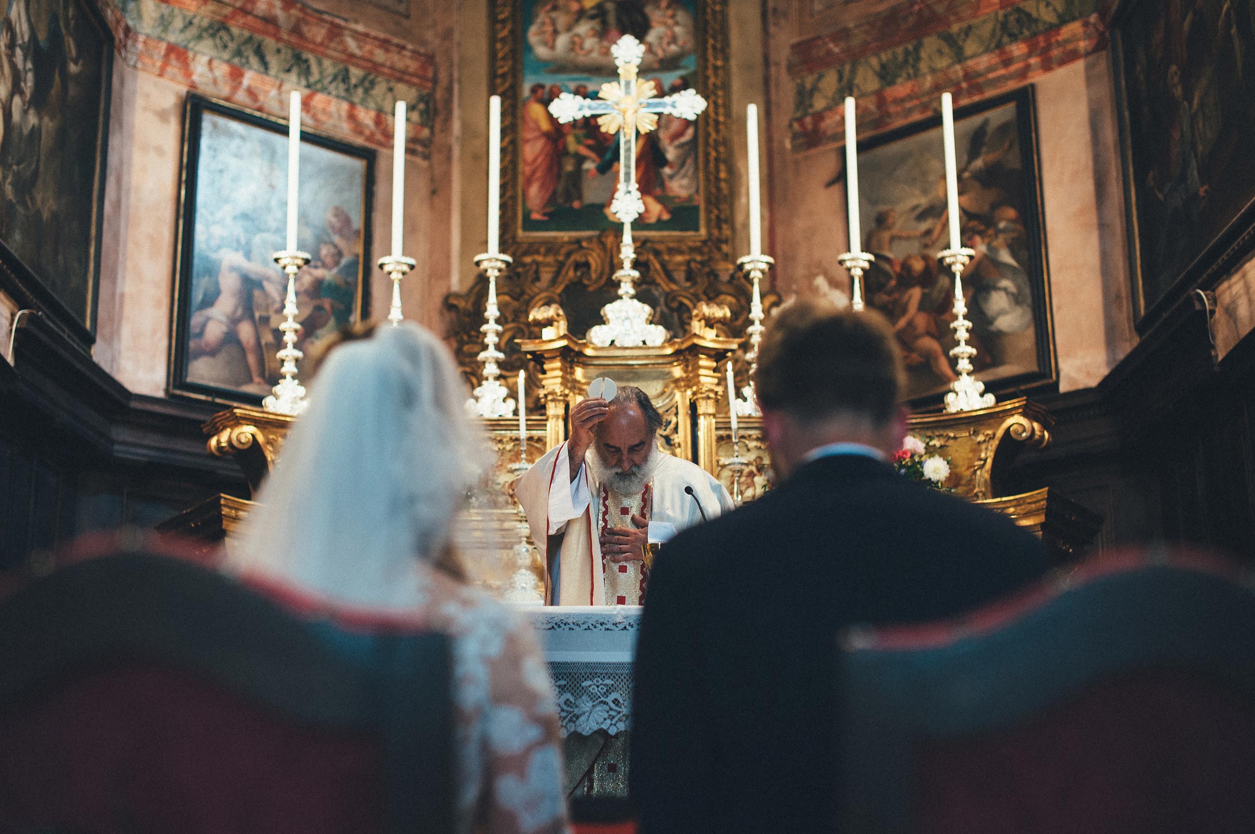 2016-Julius-Silke-Lake-Orta-Wedding-Photographer-Italy-Alessandro-Avenali-45.jpg